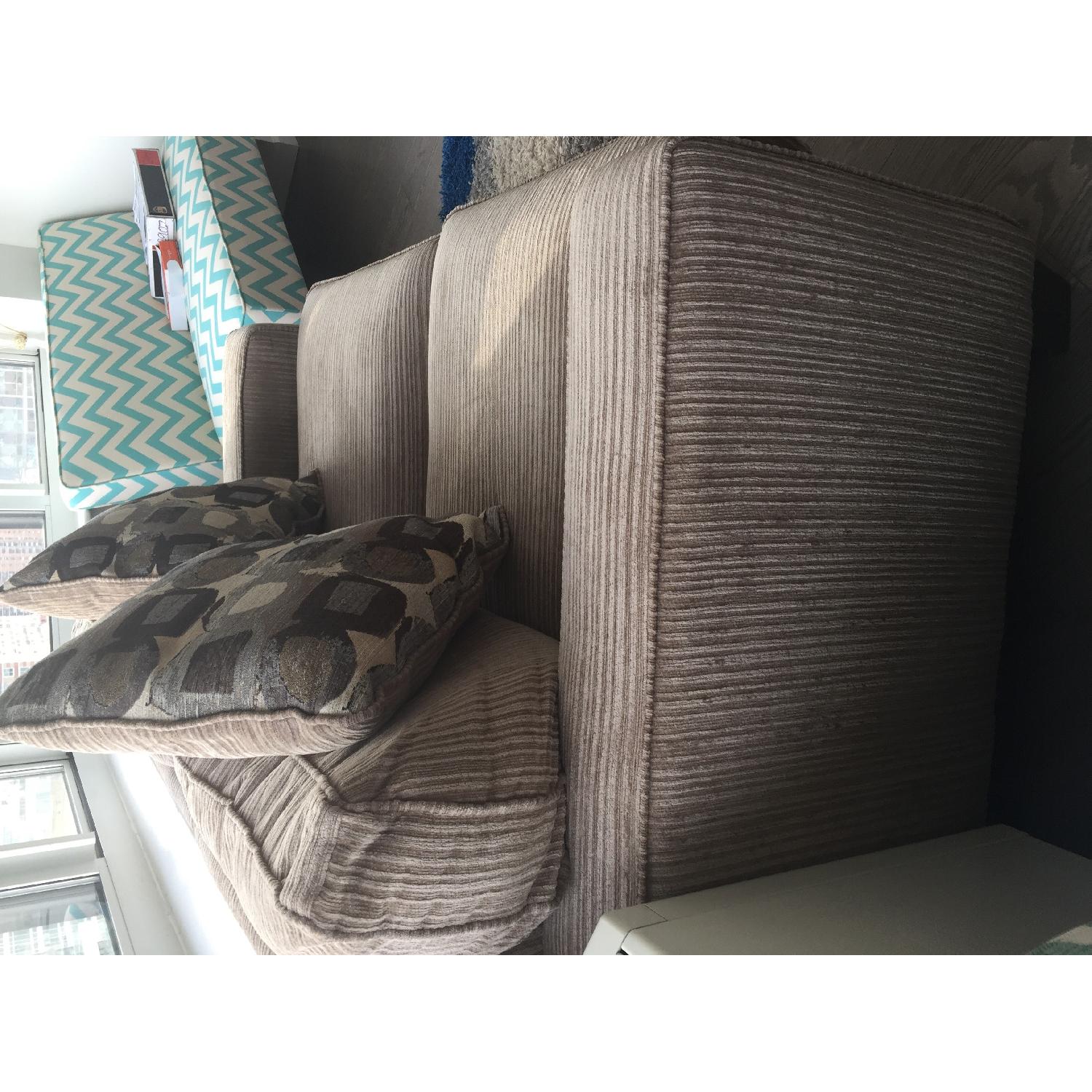 Serta Santa Cruz Loveseat - image-3