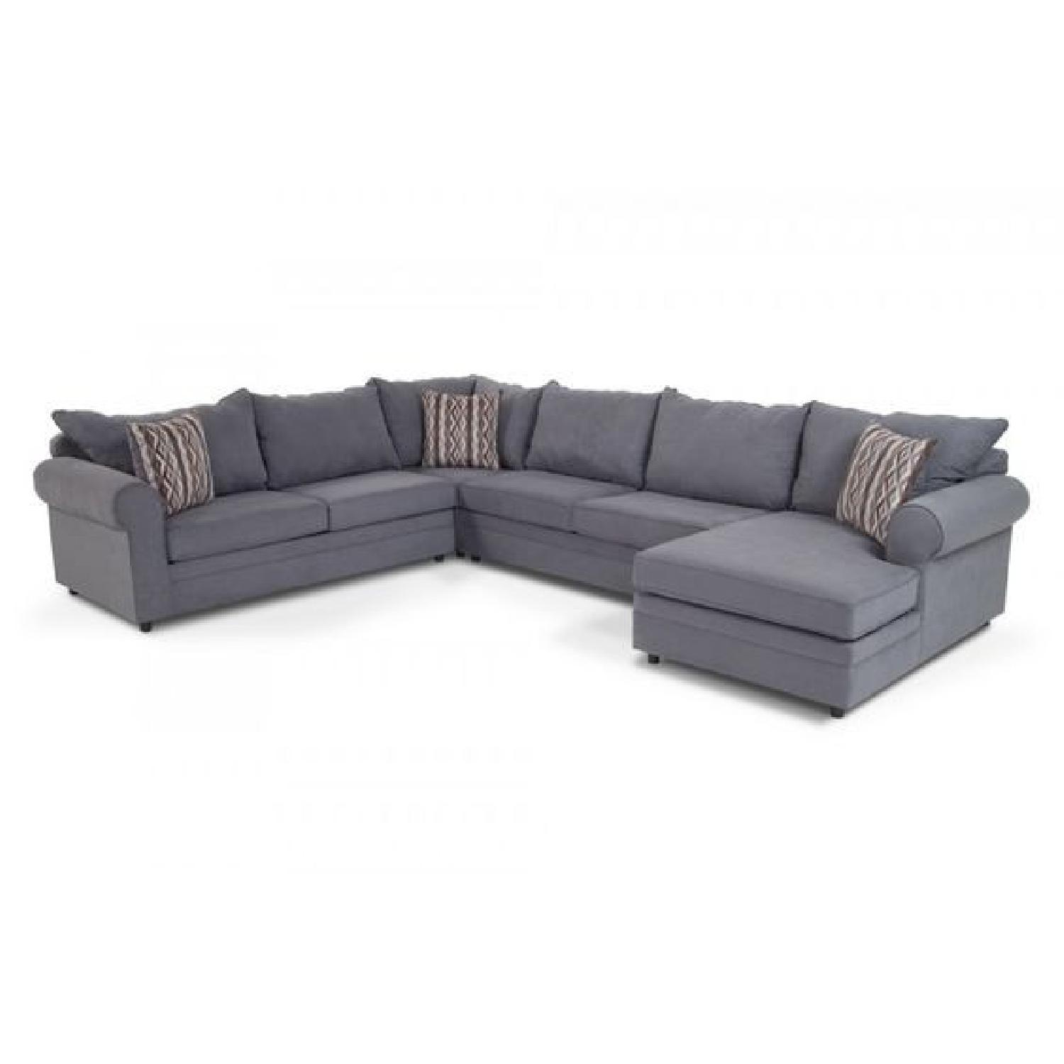 Bob's Discount Furniture Venus U Shape 4 piece Sectional - image-6