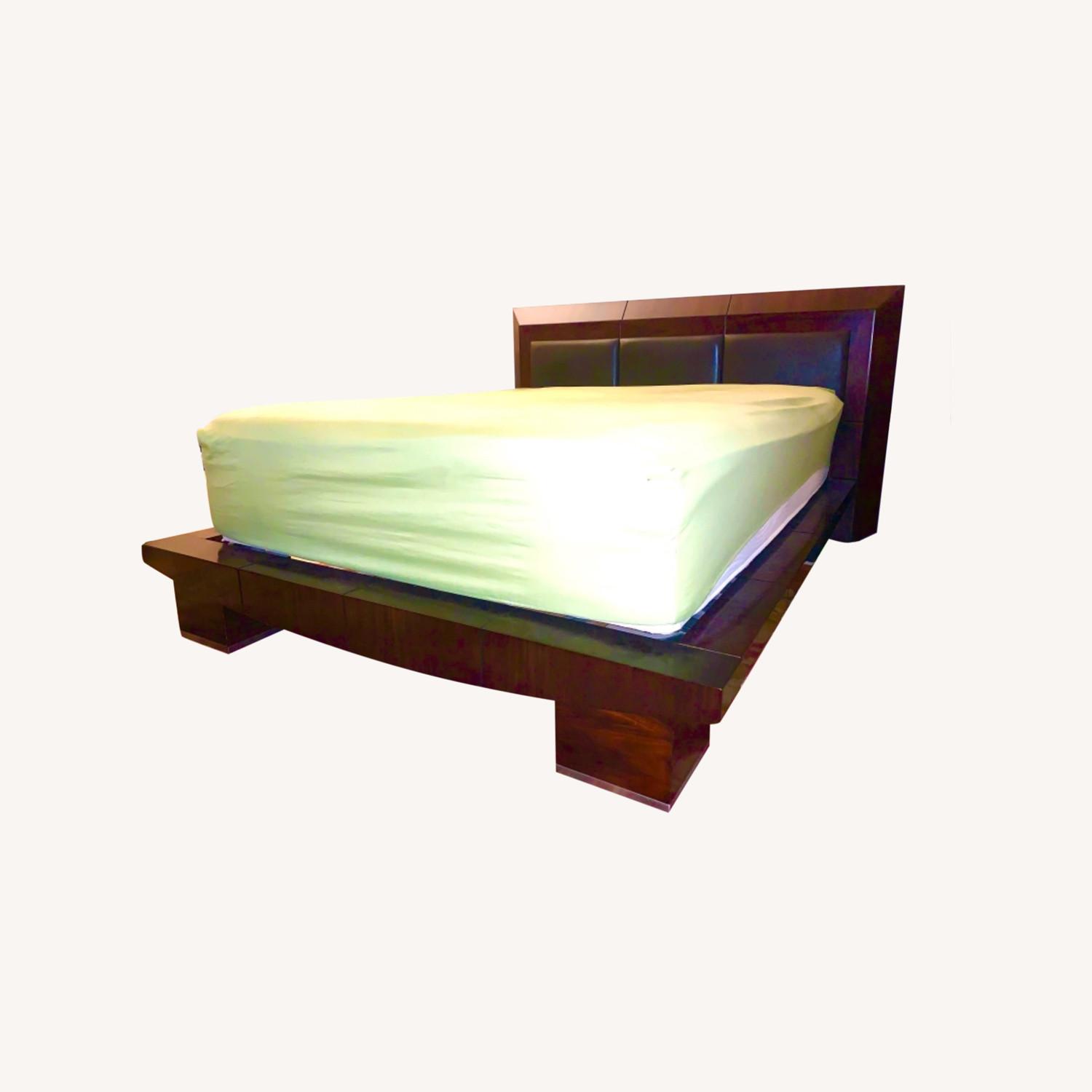 Giorgio Paradiso Luxury Italian Queen Platform Bed - image-0