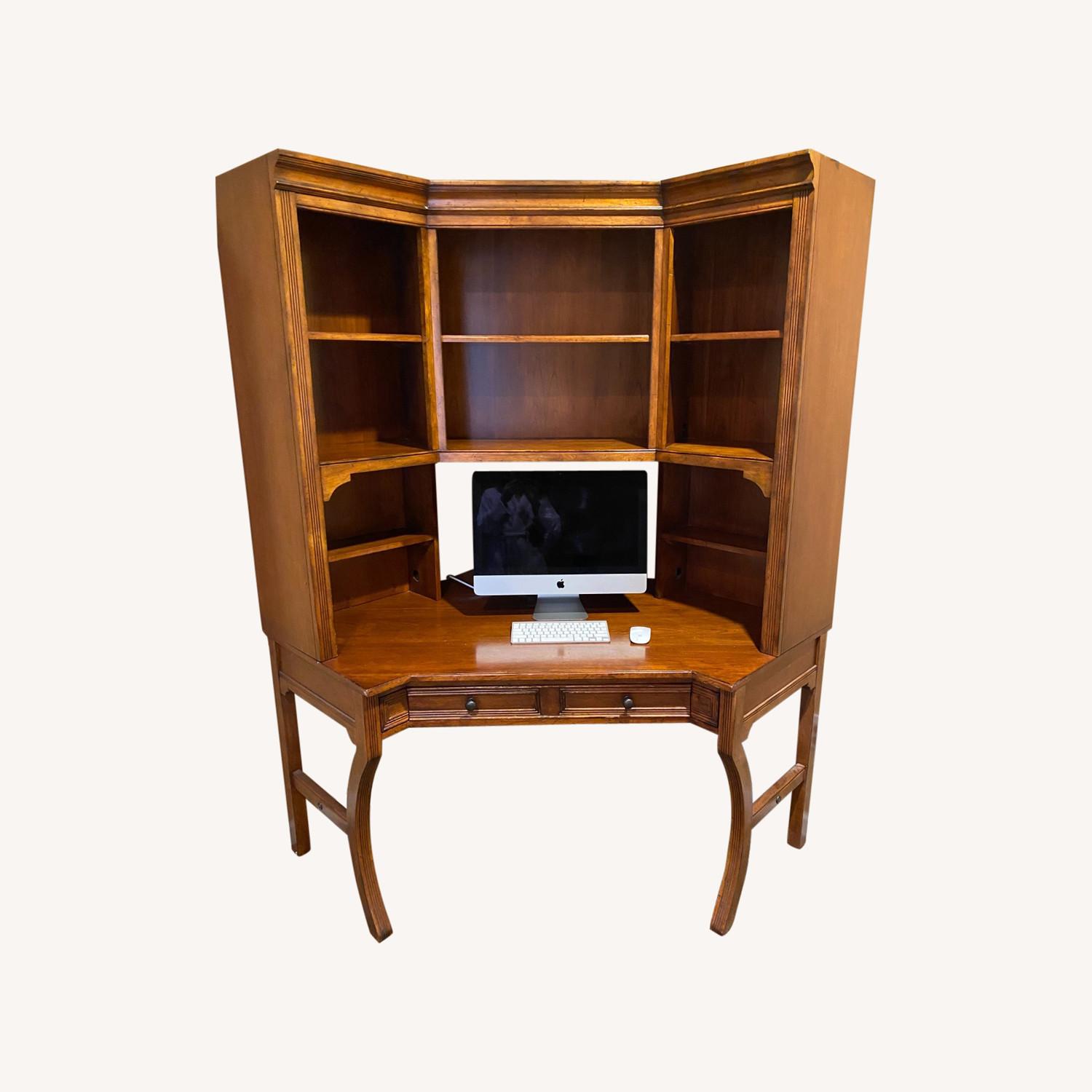 Corner Desk and Hutch AptDeco
