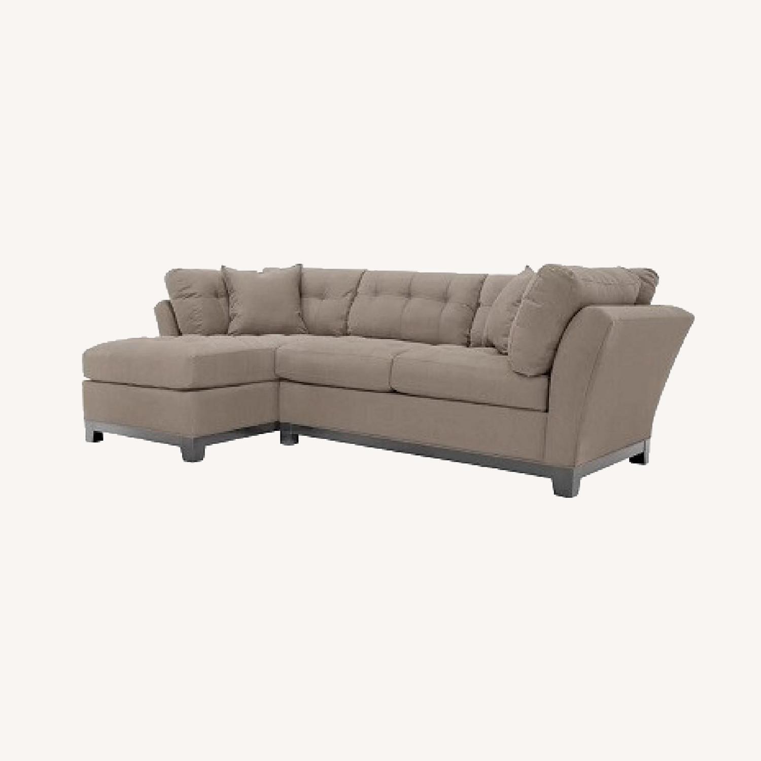 Raymour Flanigan Metropolis Sectional - image-9