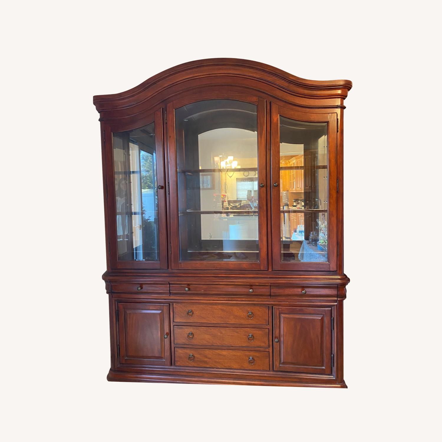 Raymour and Flanigan China AptDeco