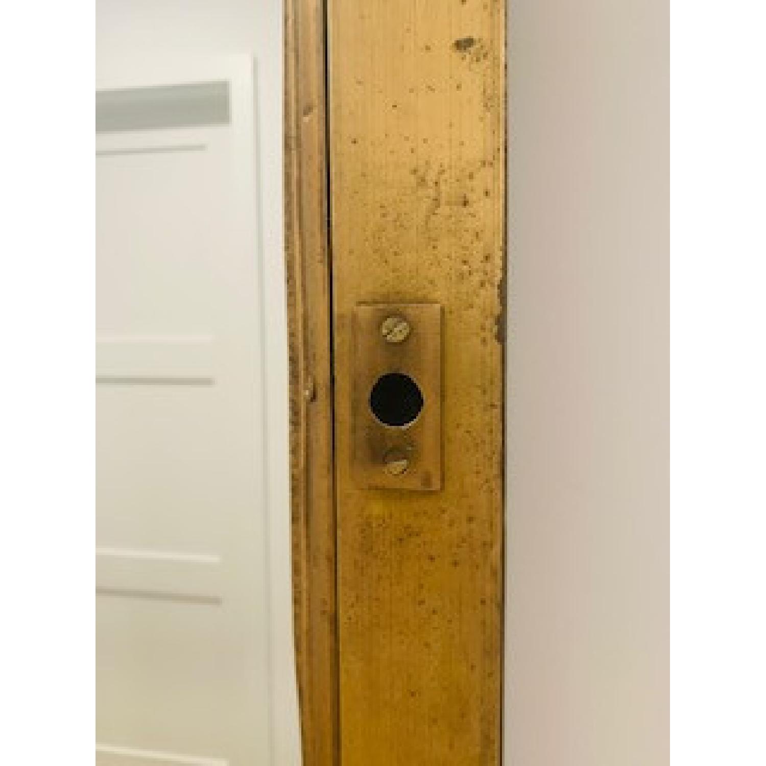 International Toy Center Mirror Window - image-2