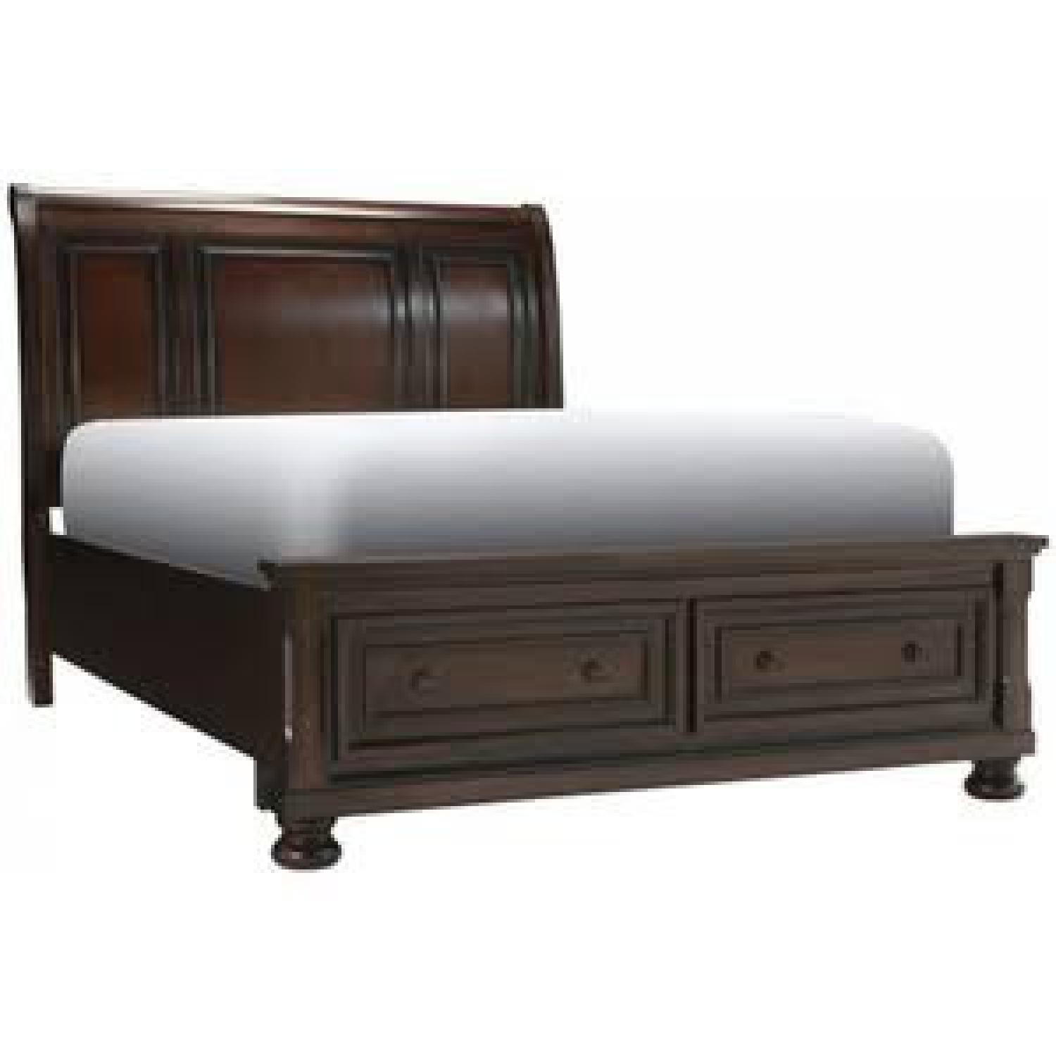 Raymour & Flanigan Donegan King platform Storage Bed AptDeco
