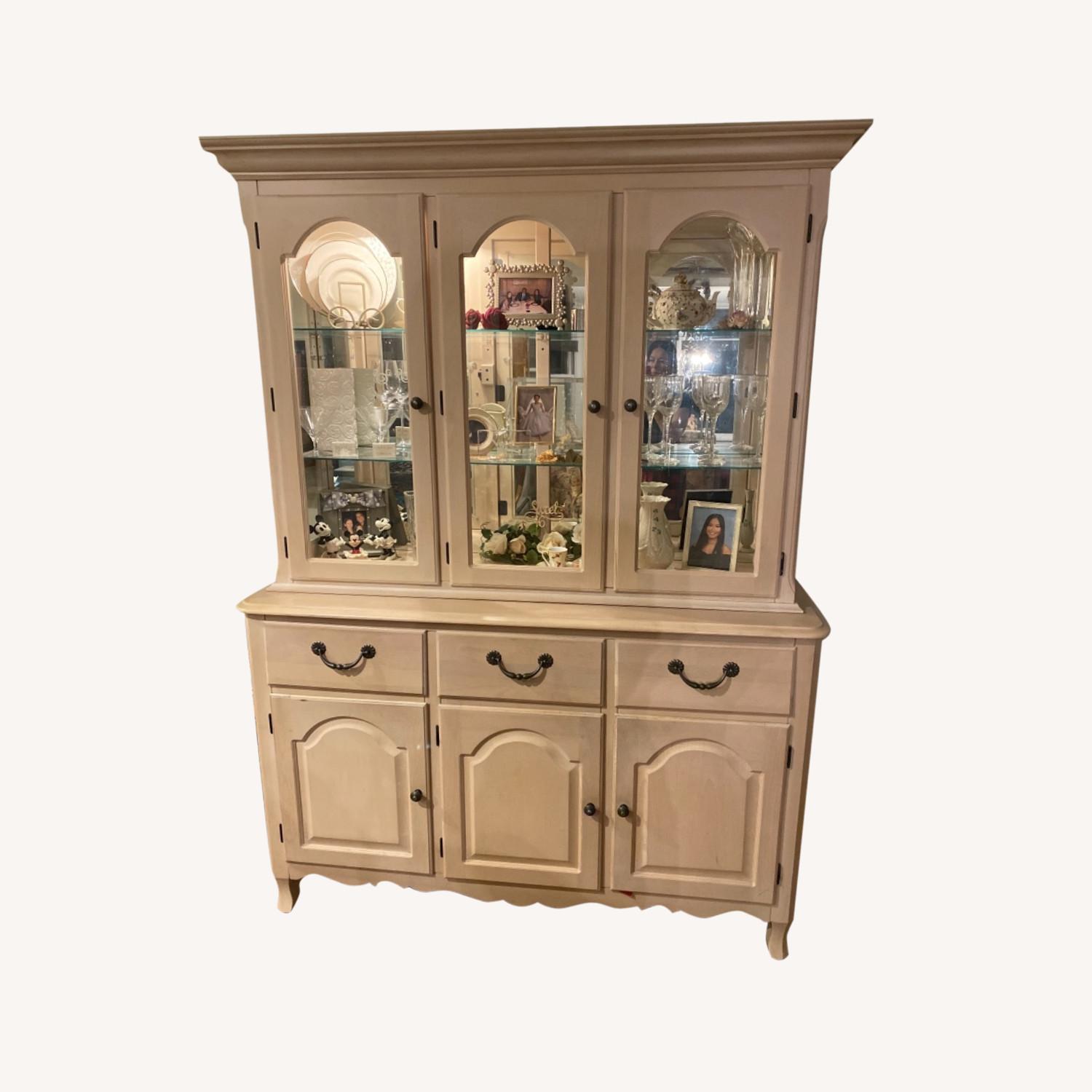 White Washed Oak Dining/Kitchen Hutch AptDeco