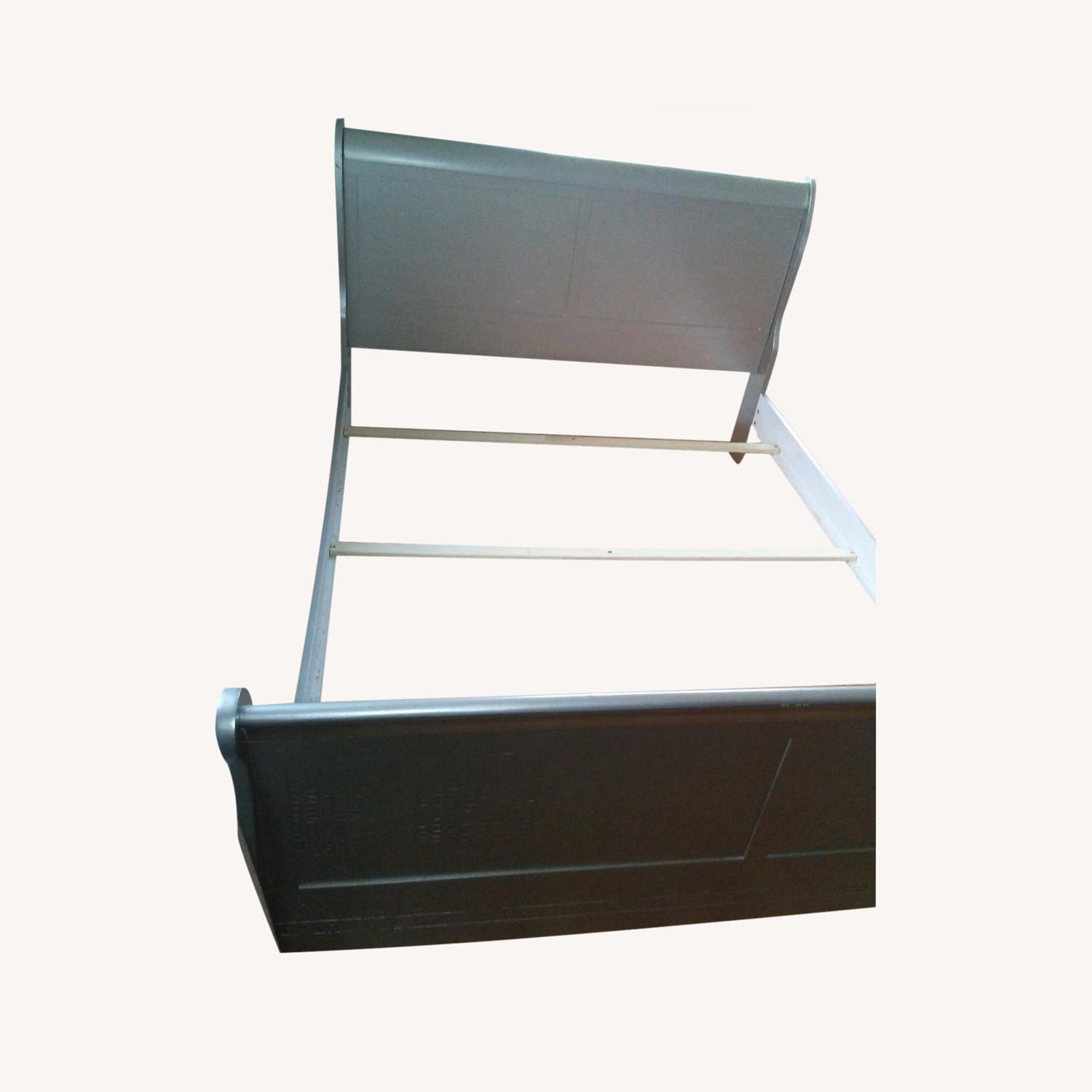 Light Grey Wood Queen Bed Frame - image-0