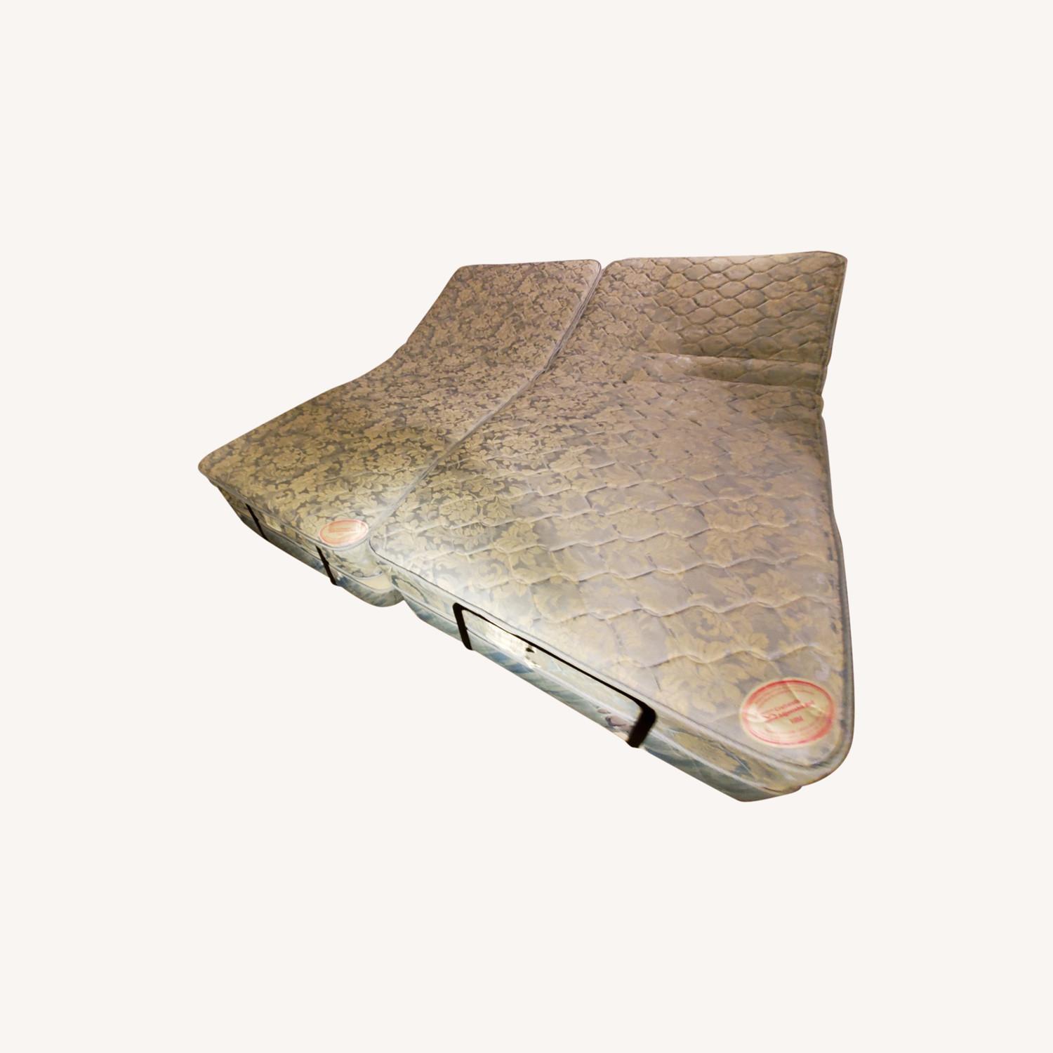 Craftmatic Adjustable Twin Bed (2) - image-0