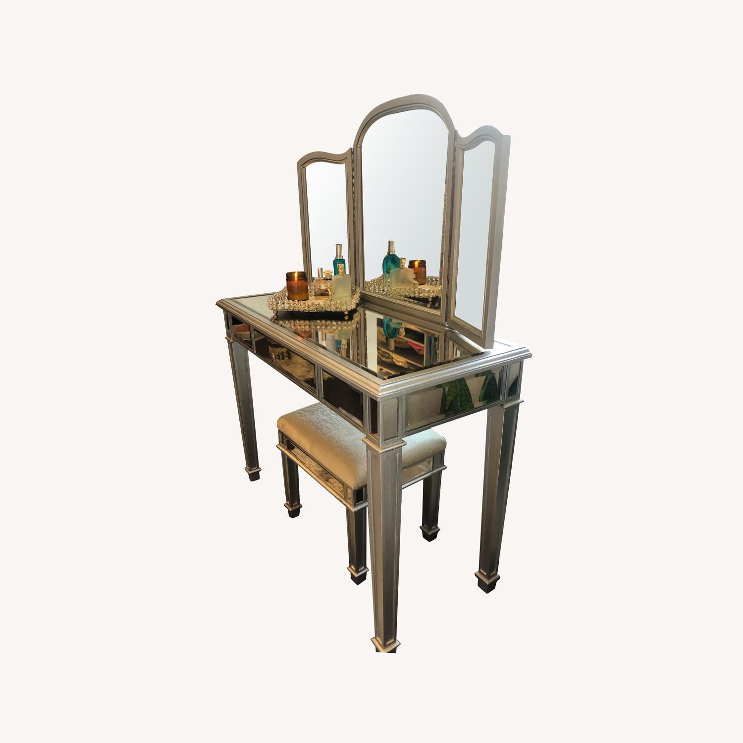Pier 1 Imports Mirrored Vanity with Bench AptDeco