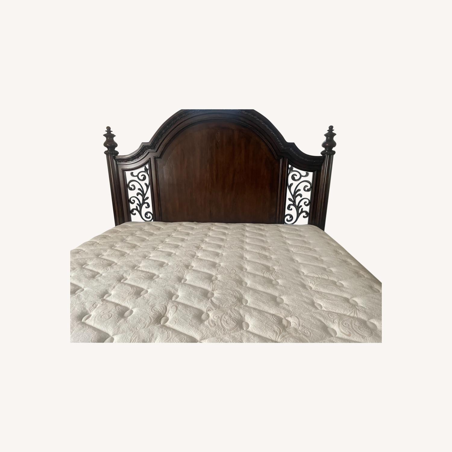 Raymour & Flanigan Dark Mahogany King Size Bed AptDeco