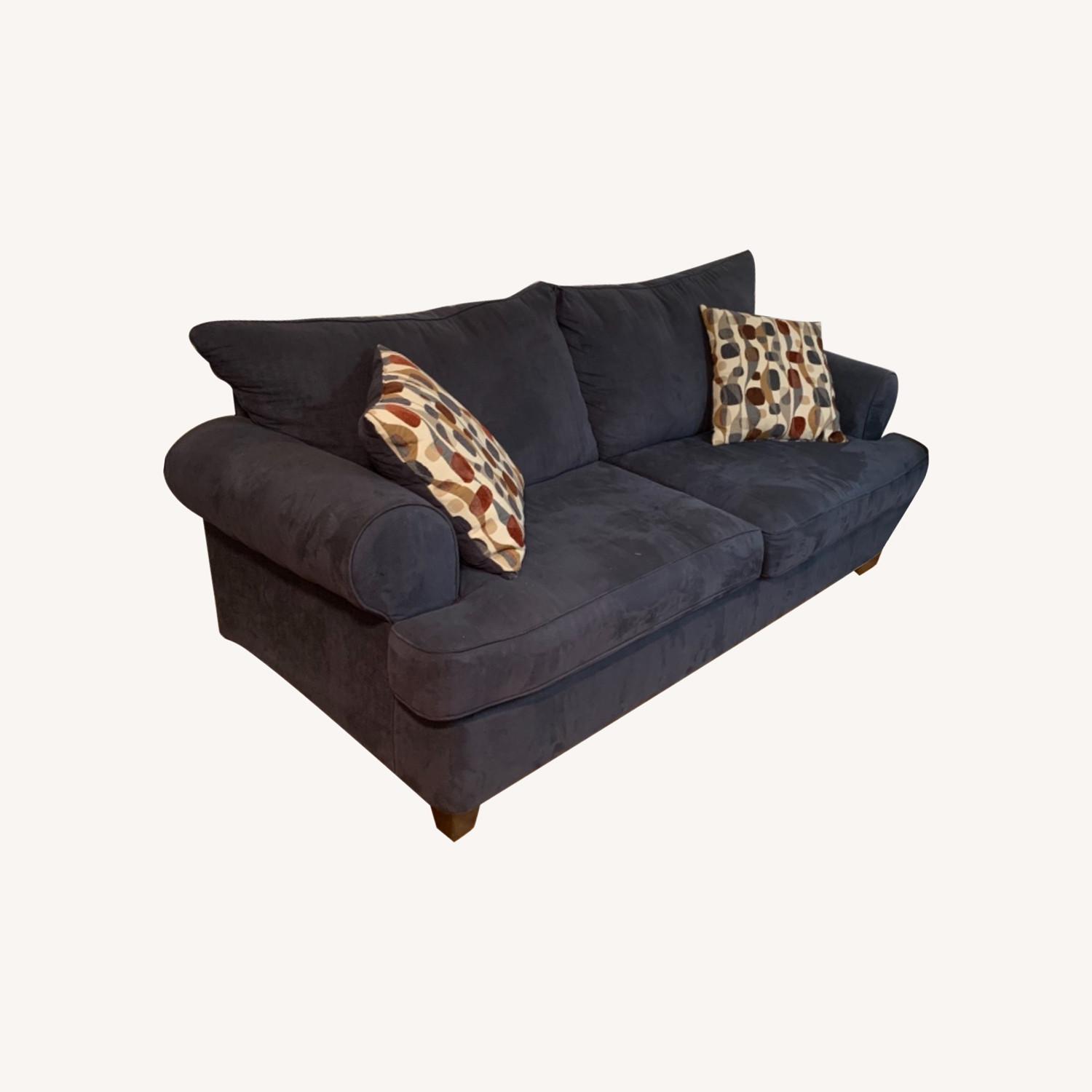 Rooms To Go Sofa AptDeco