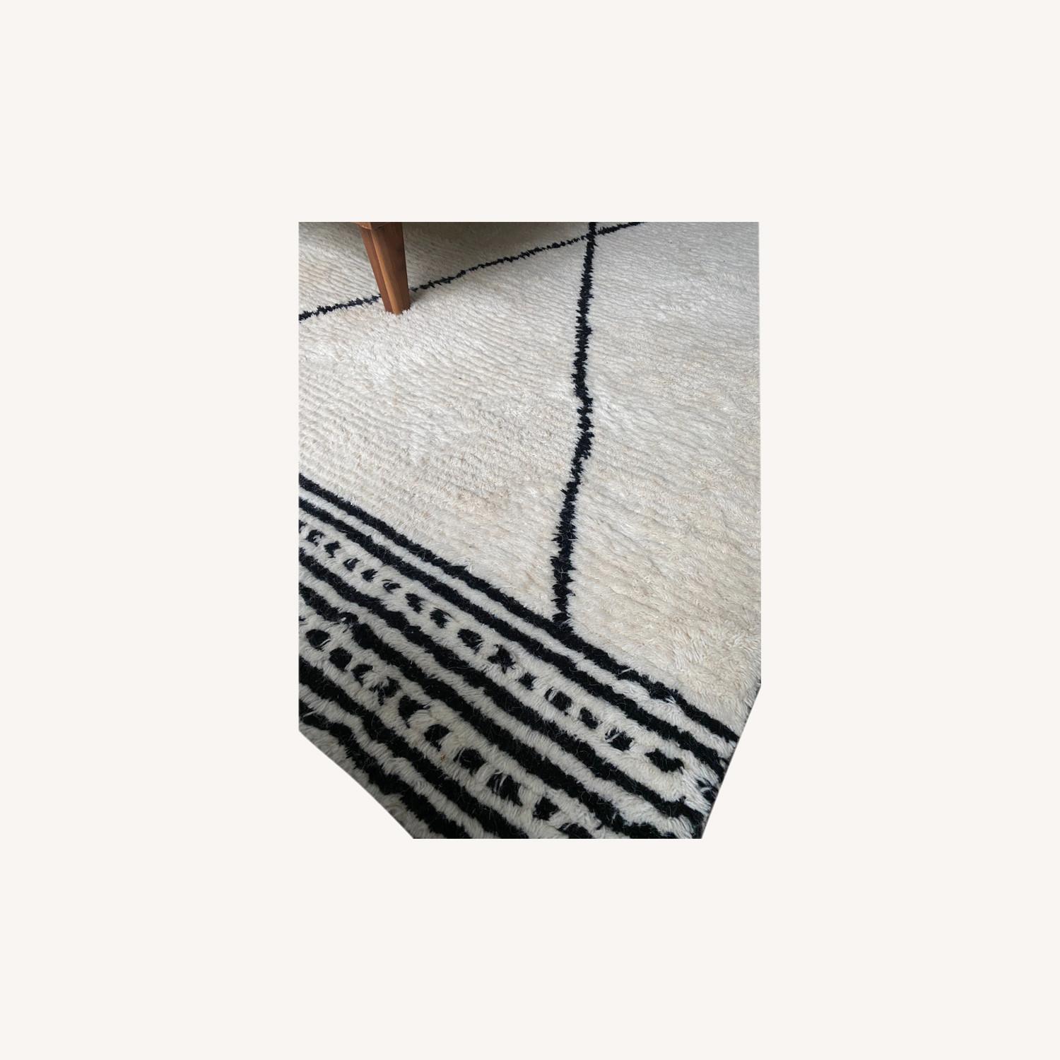 Lulu & Moroccan Style Rug AptDeco