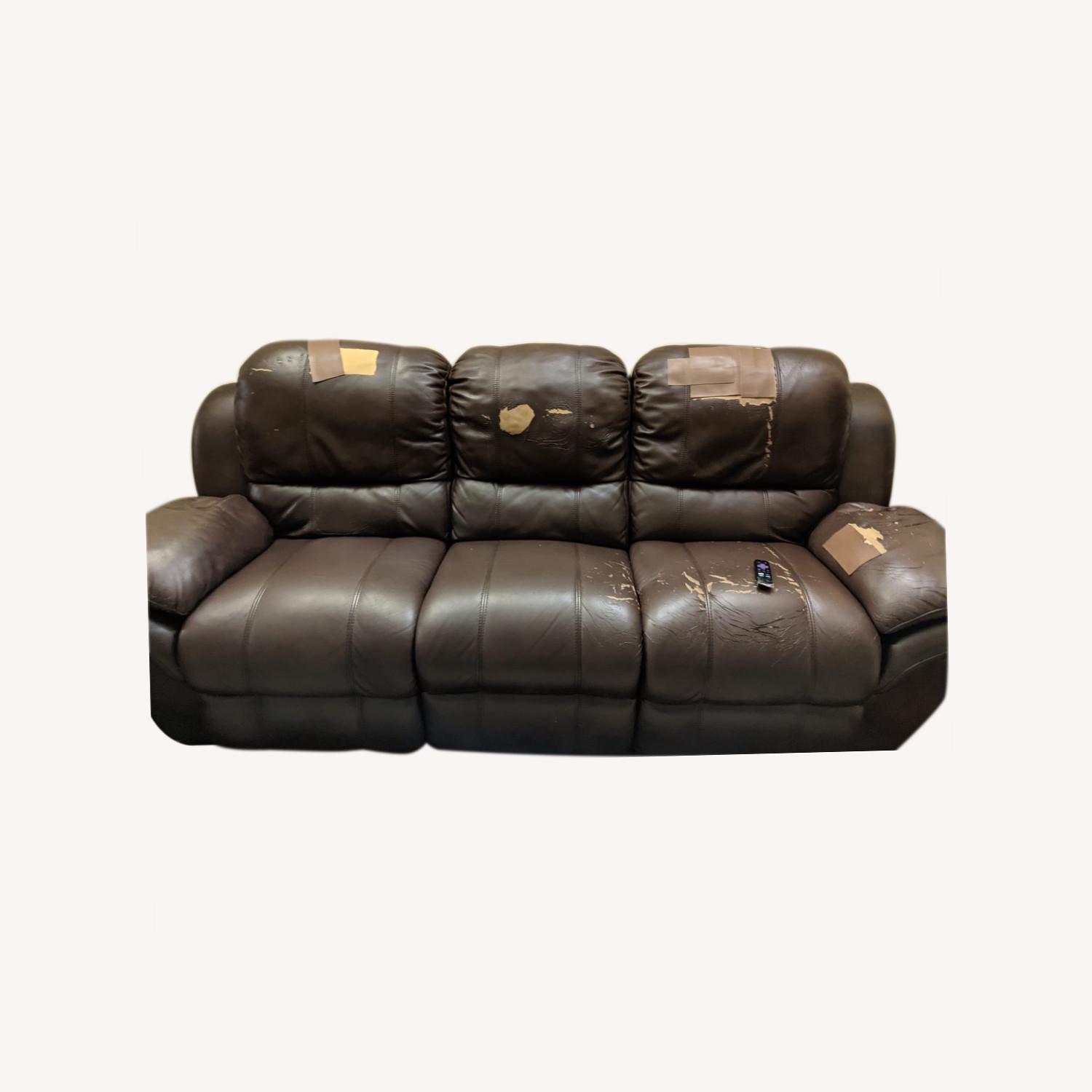 Bob's Discount Furniture Power Recliner 3 Seater Sofa AptDeco