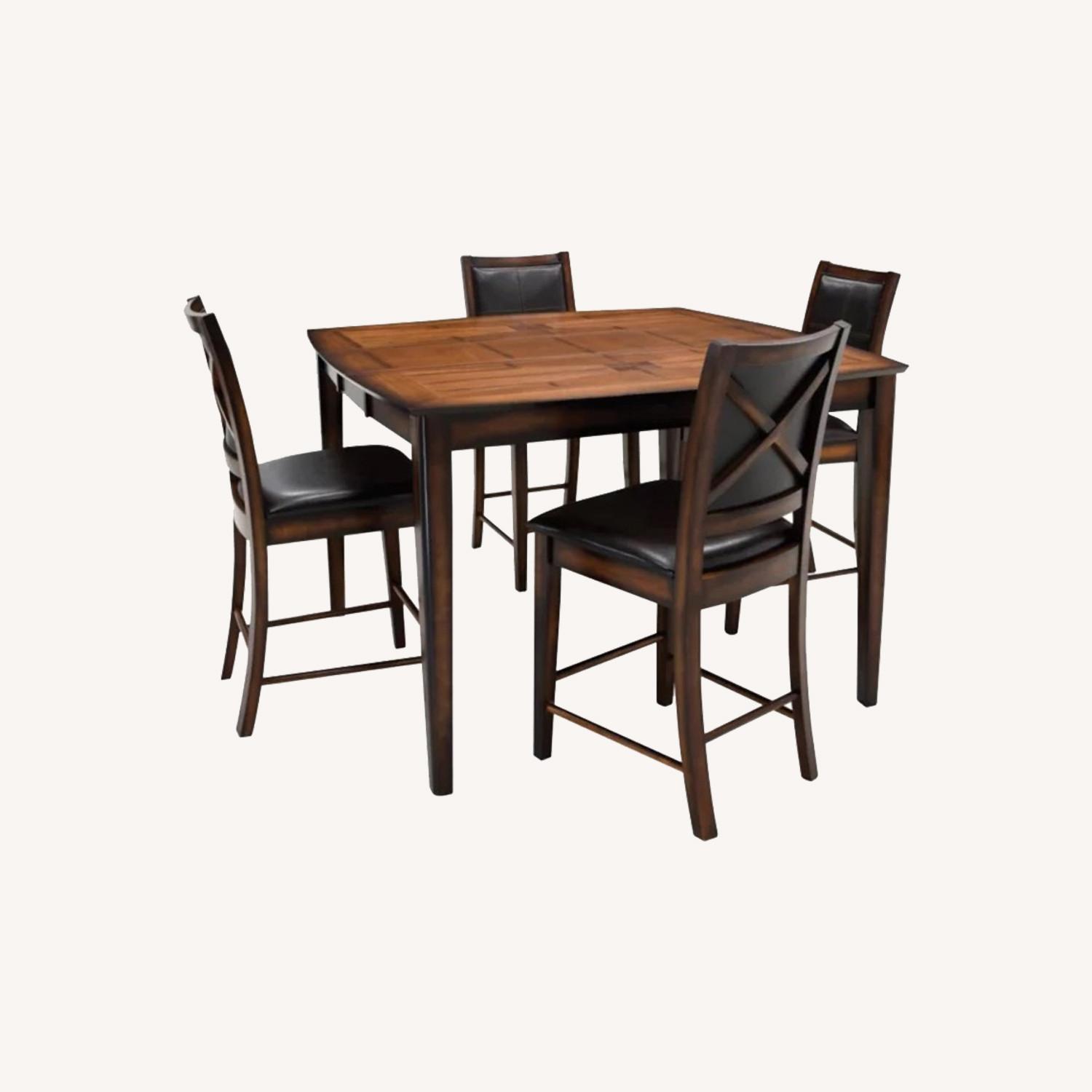 Raymour & Flanigan all Wood Dining Set AptDeco