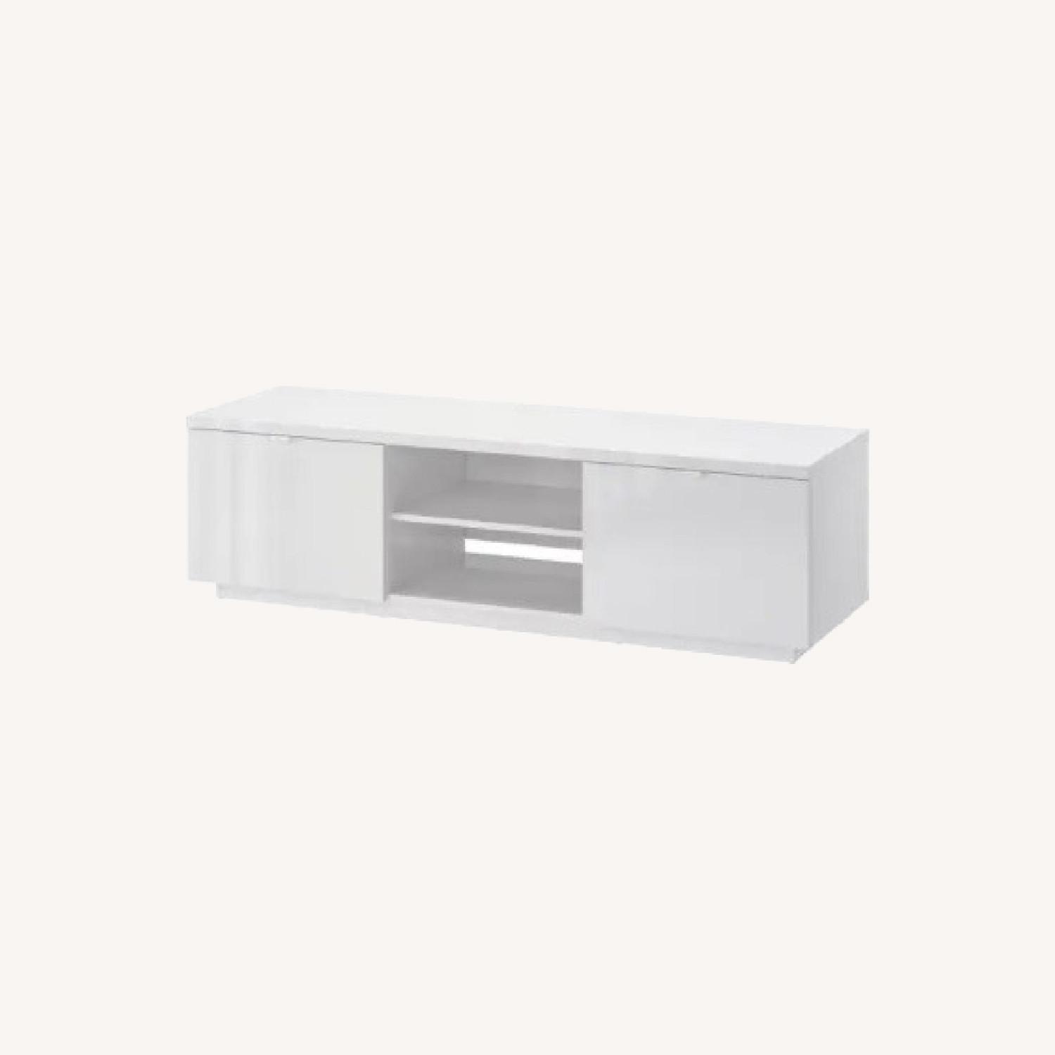 IKEA Byas HighGloss White TV Unit AptDeco