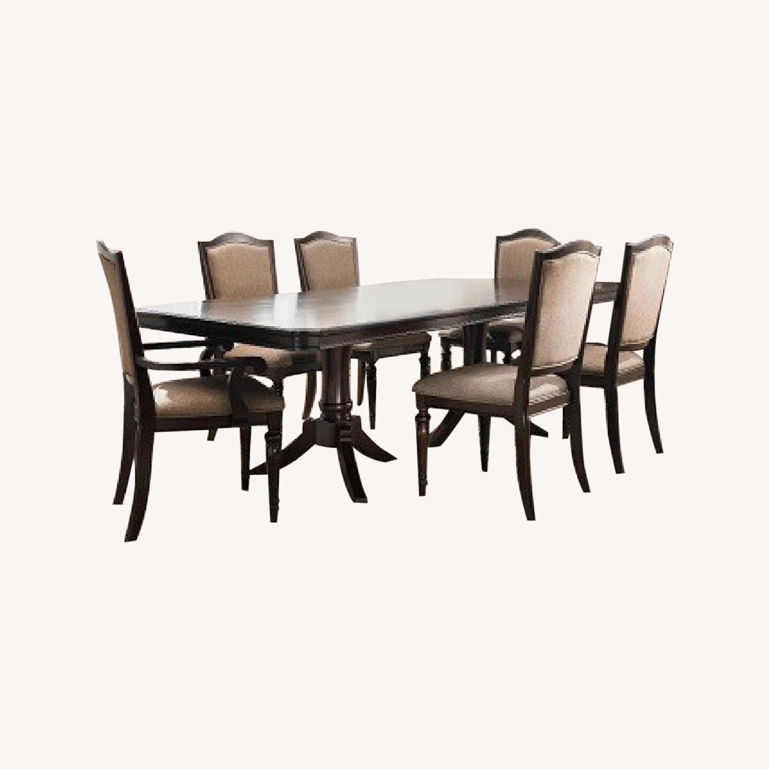 Raymour & Flanigan Dark Cherry Bay City Dining Set AptDeco