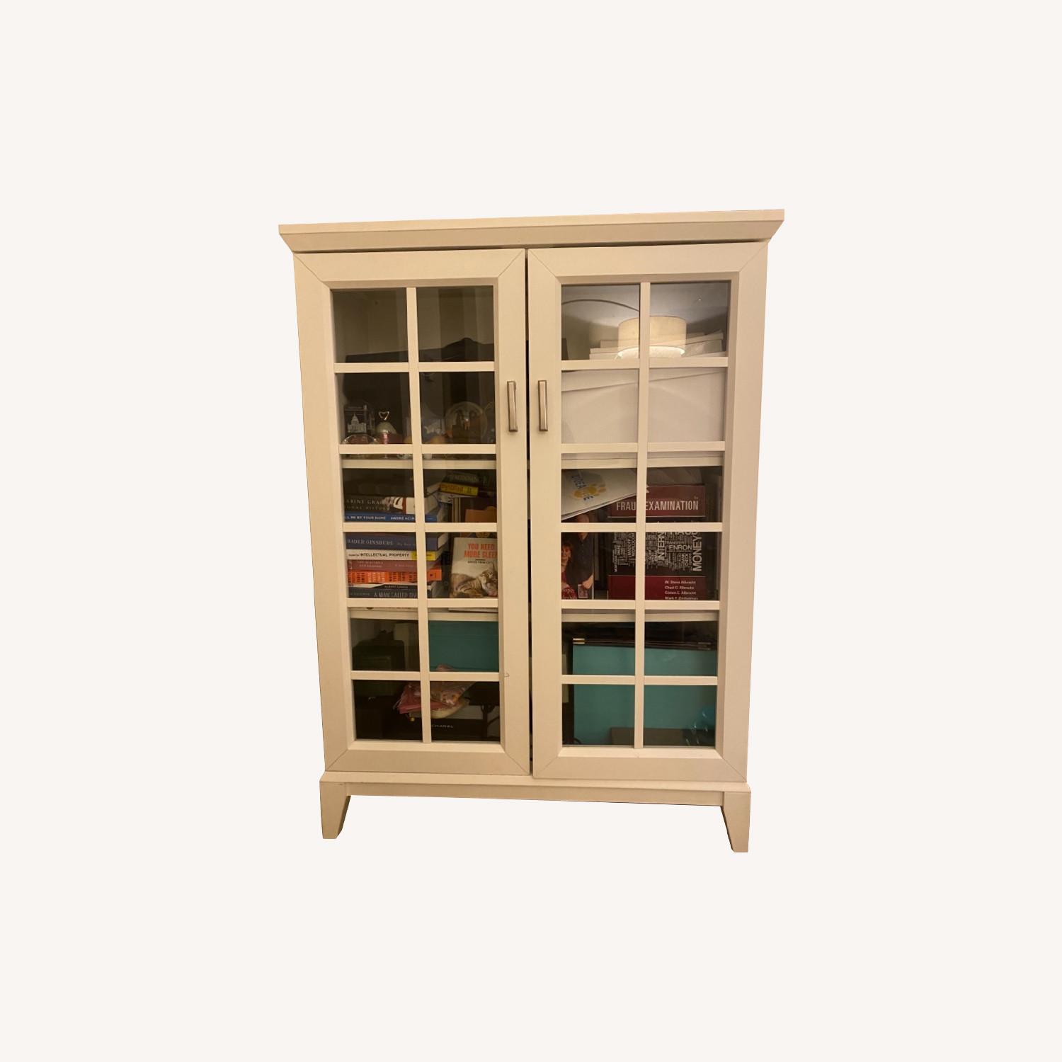 Crate and Barrel AptDeco