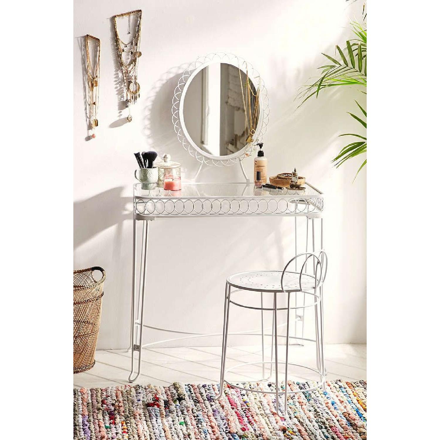 Urban Outfitters Wire Loop Vanity - image-6