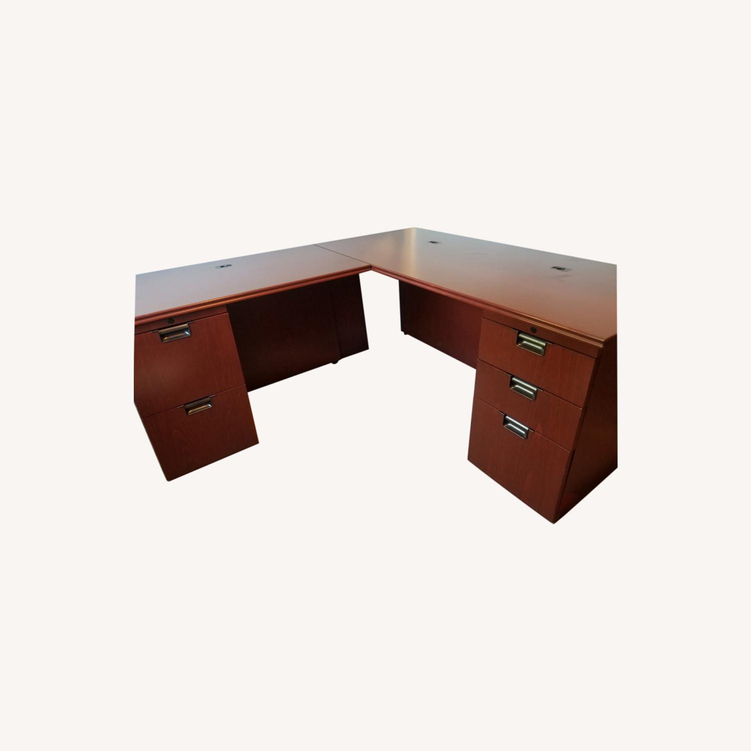 Knoll Desk/Return - image-0