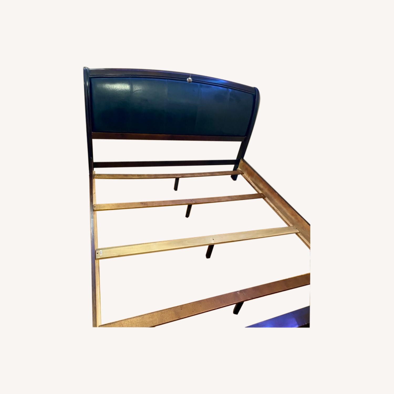 ESF Wholesale Huge Solid King Size Bed AptDeco