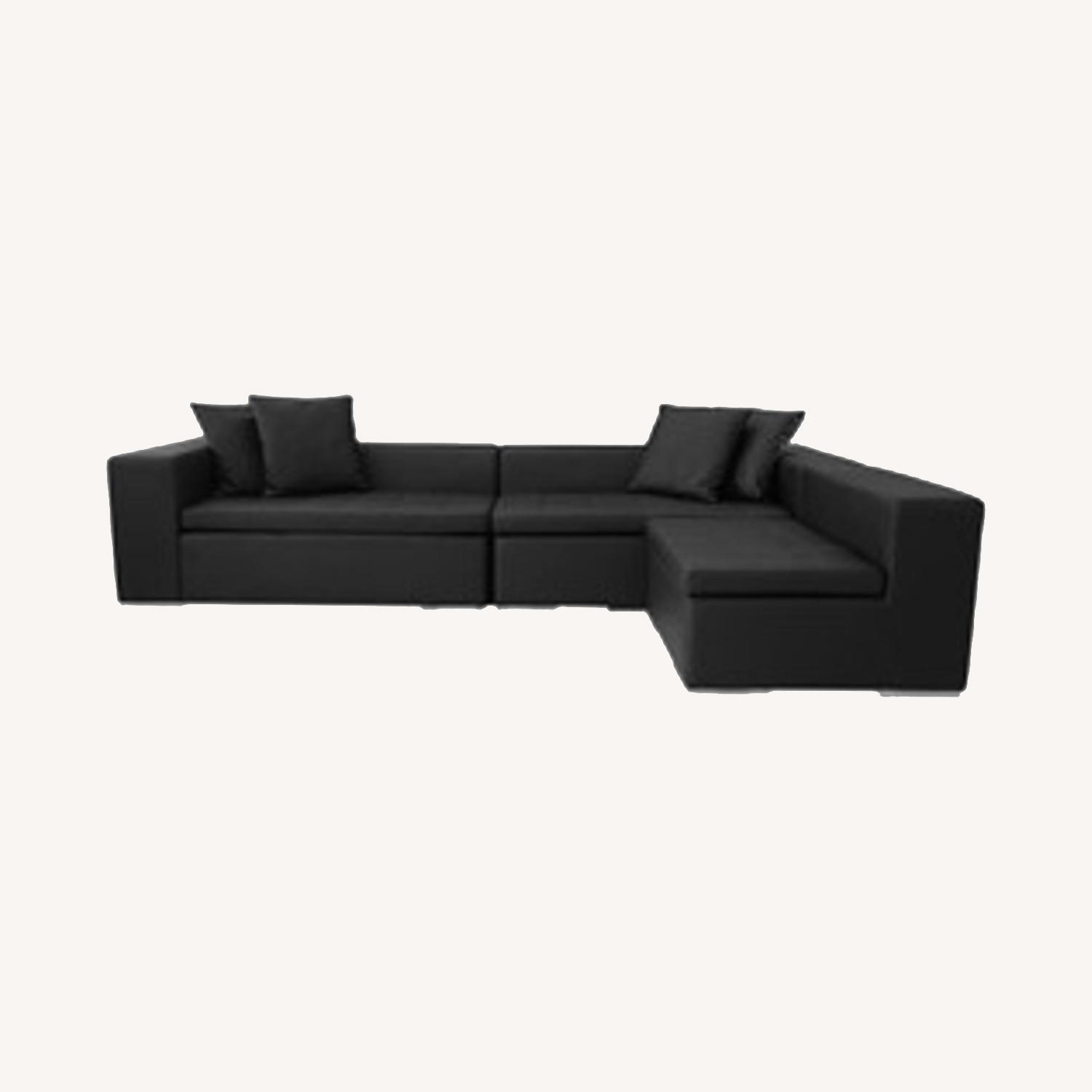 Montecarlo Sectional Sofa Black AptDeco