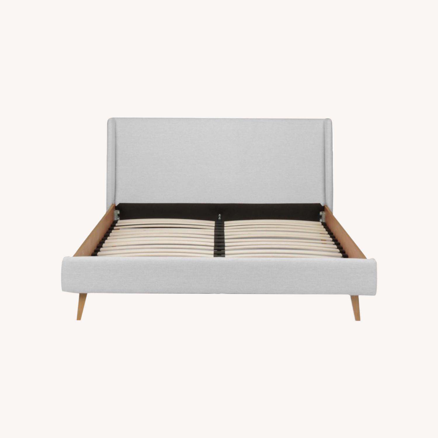 Wayfair Upholstered platform Bed- queen - image-0