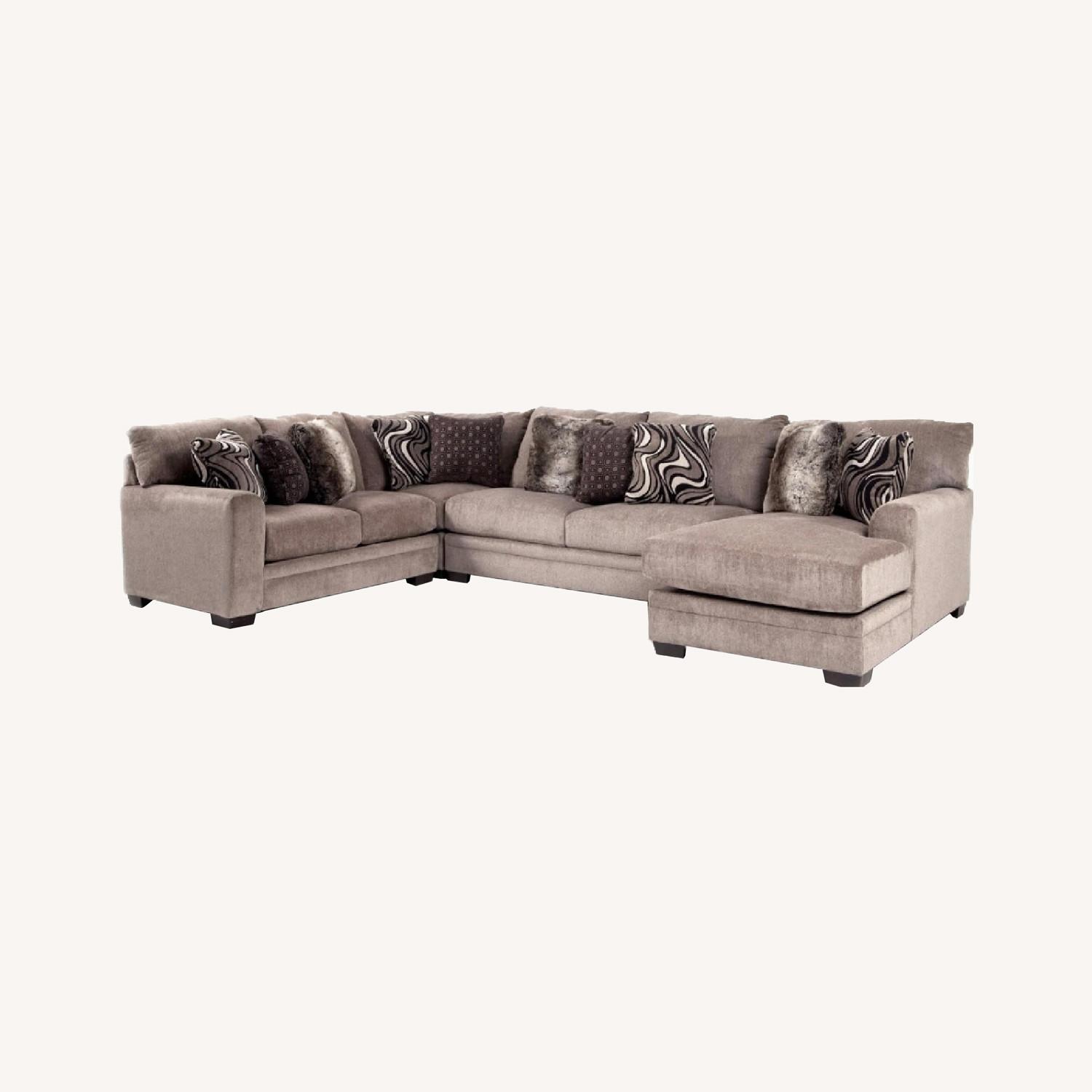 Bob's Discount 4 Piece Sectional with Chaise Gray AptDeco