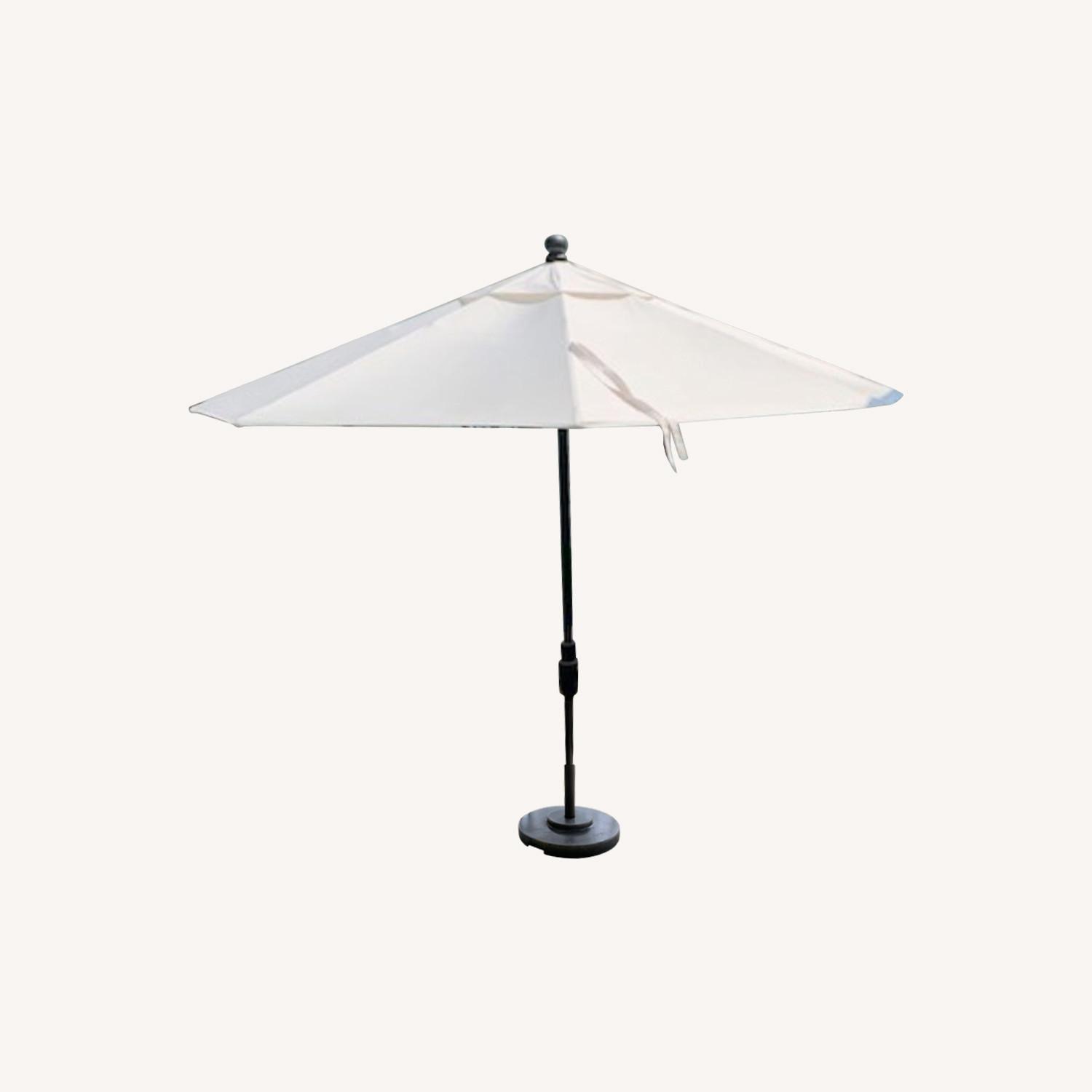 9' Round Outdoor Umbrella w/ Tilt Frame & Base - image-0