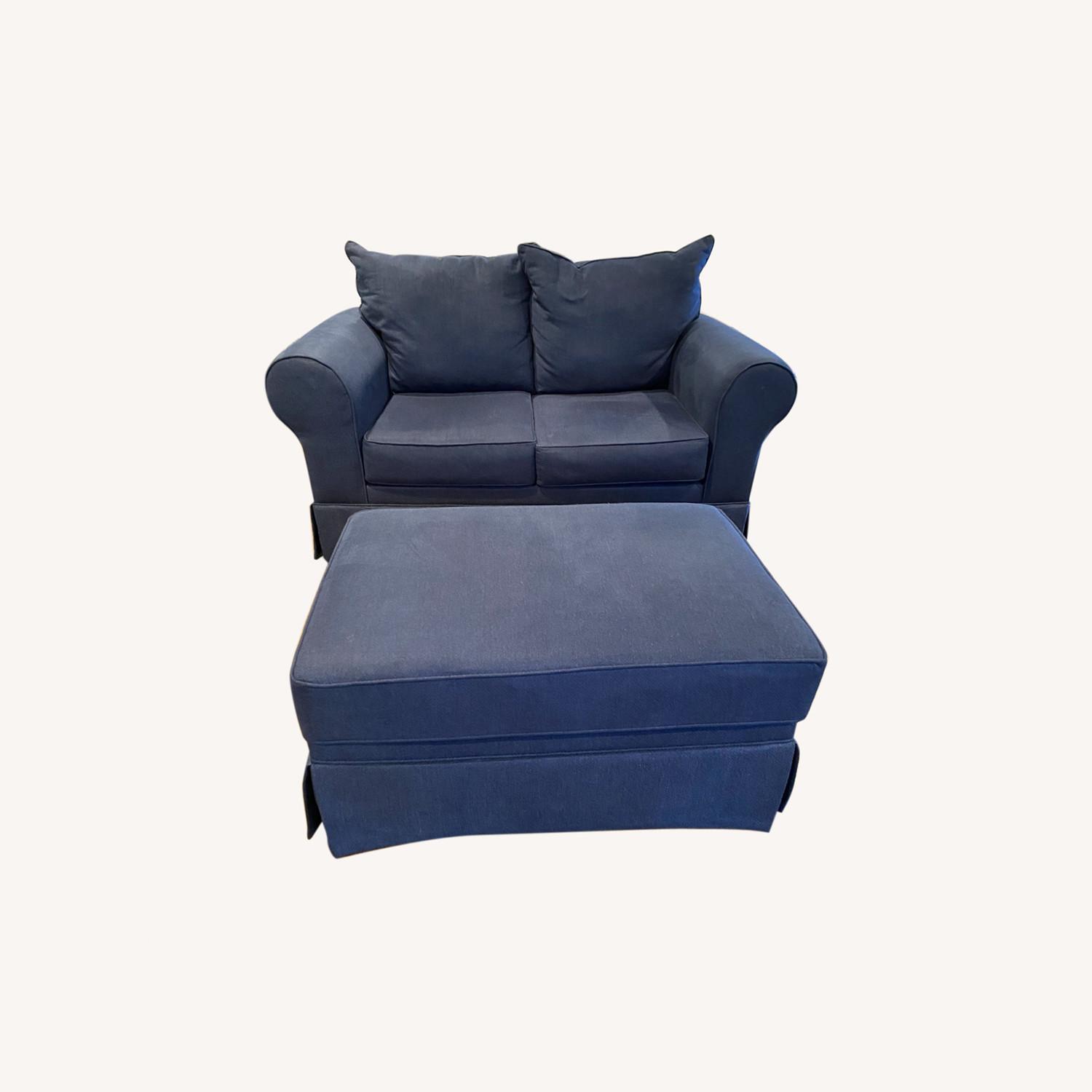 Raymour & Flanigan Blue AptDeco