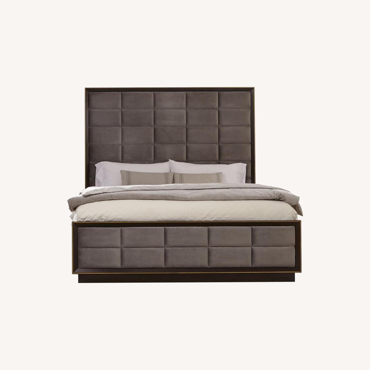 Modern Queen Bed In Smoked Peppercorn Finish AptDeco