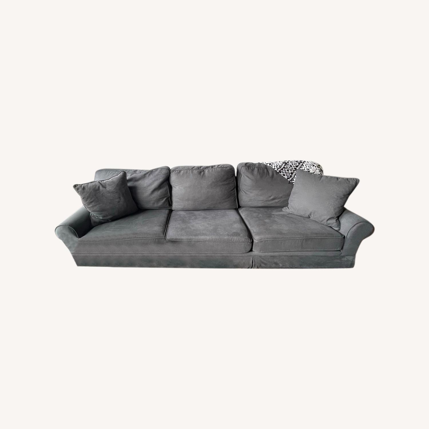 Bob's Discount Katie Sectional AptDeco