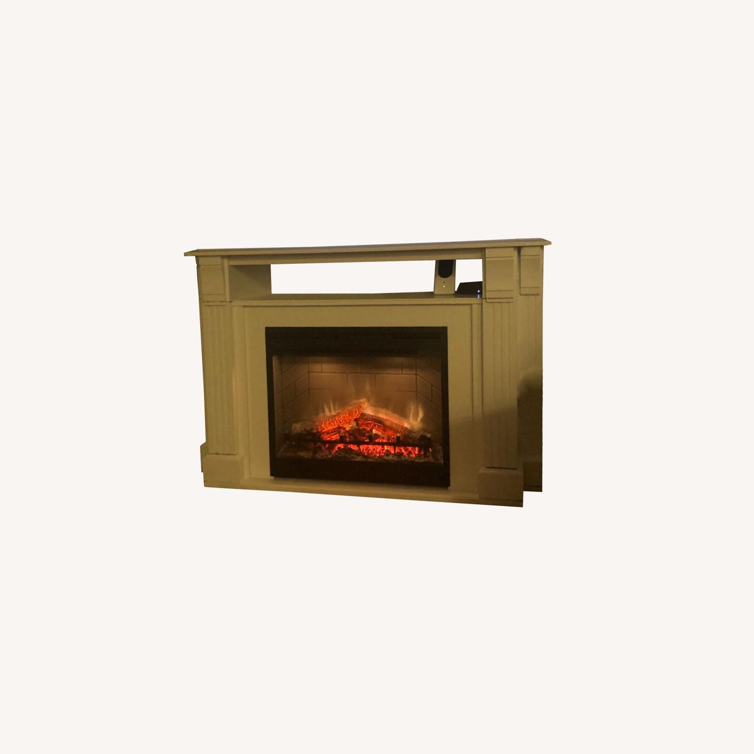 Raymour & Flanigan Fireplace Media Console AptDeco