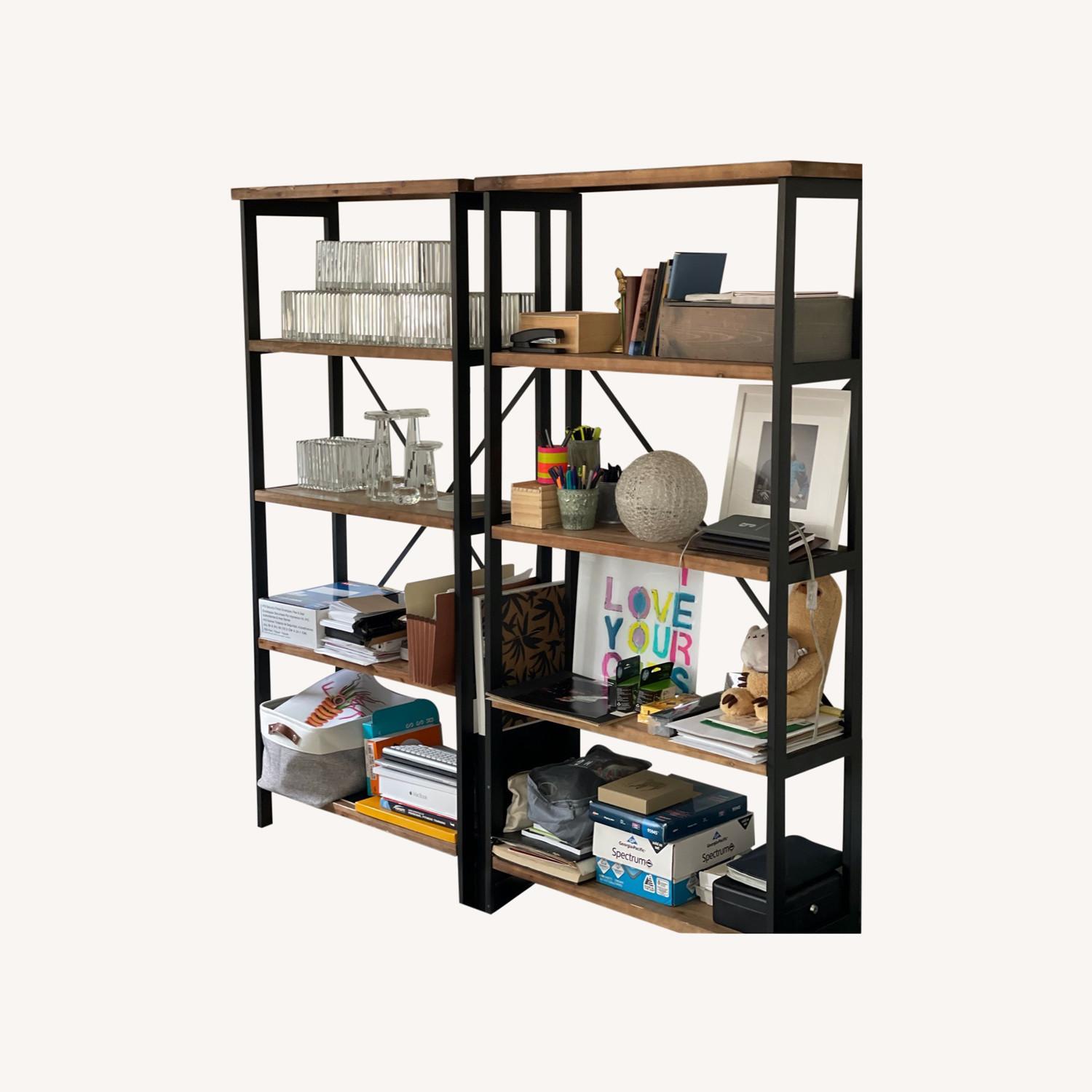 handsome-and-modern-book-shelves-aptdeco