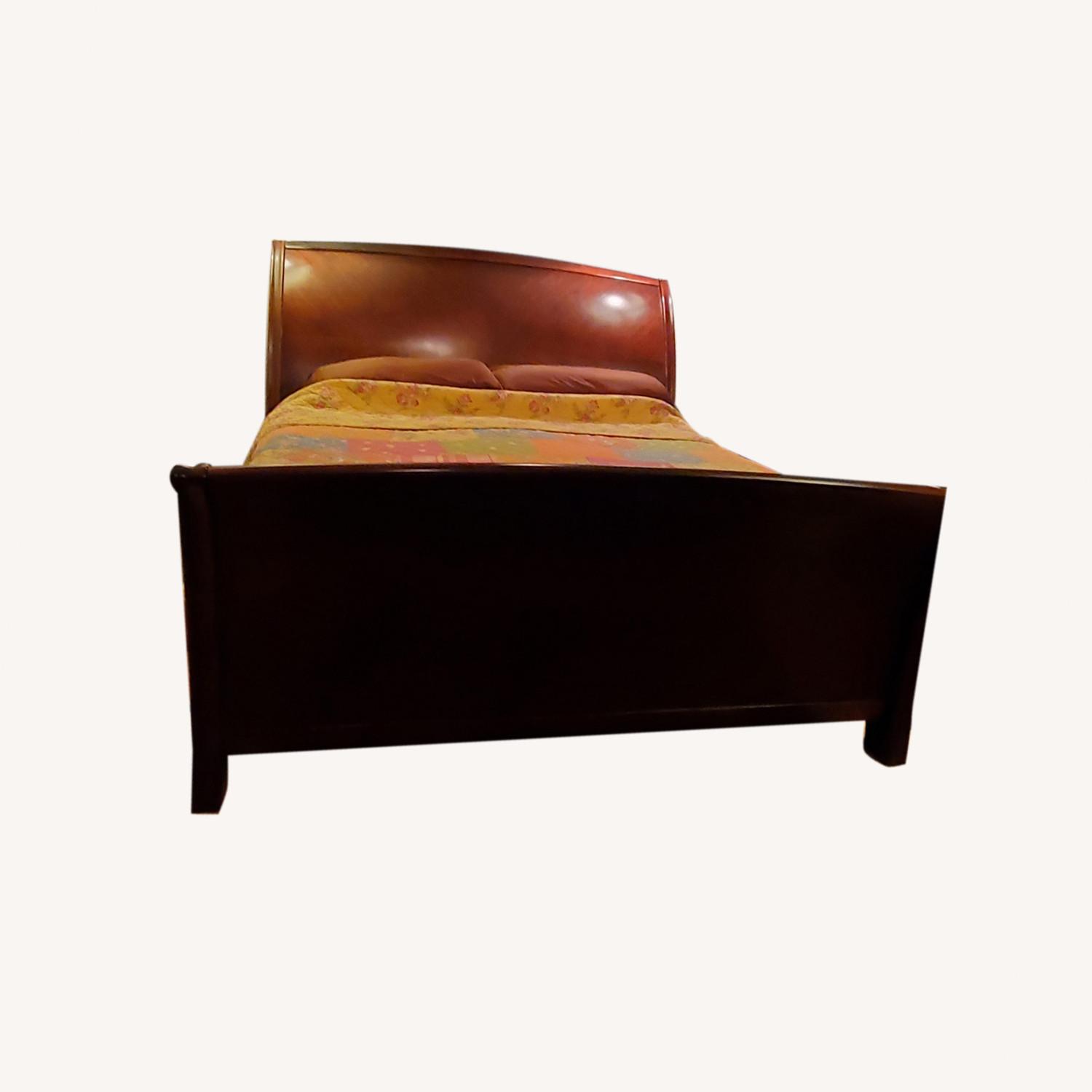 Bernhardt Solid Cherry King Sleigh Bed - image-0
