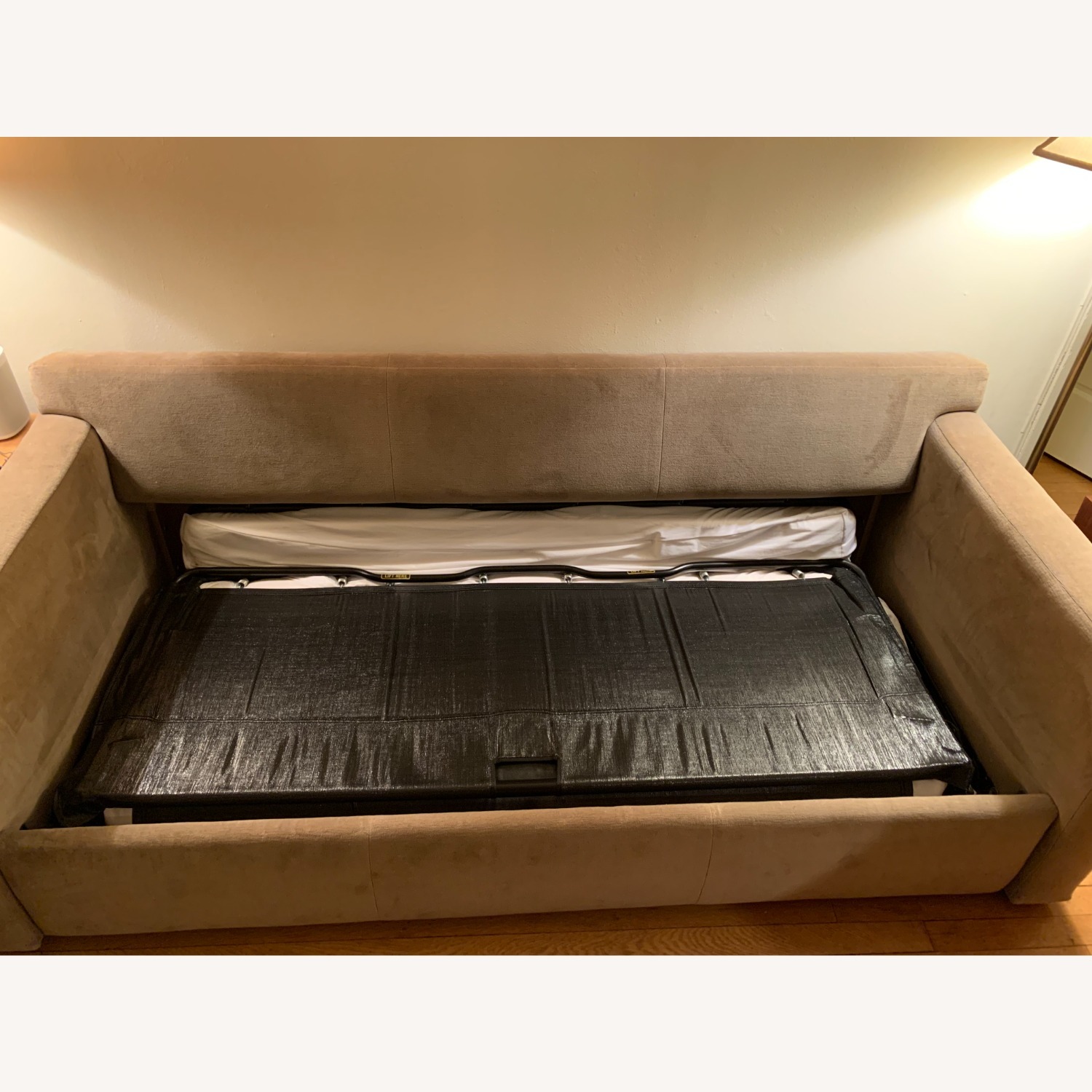 Pompanoosuc Mills Queen Sleeper Sofa - image-10