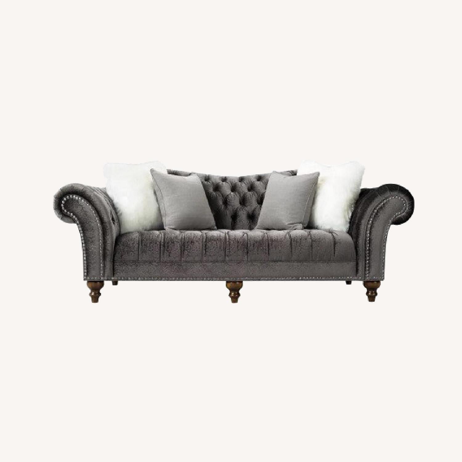 Raymour & Flanigan Glam Tufted Duchess Sofa. AptDeco