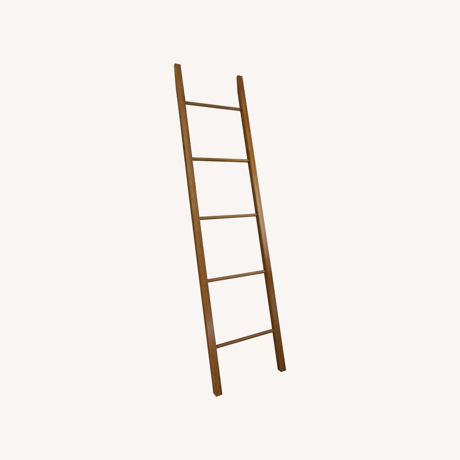6.5 ft Blanket Ladder AptDeco