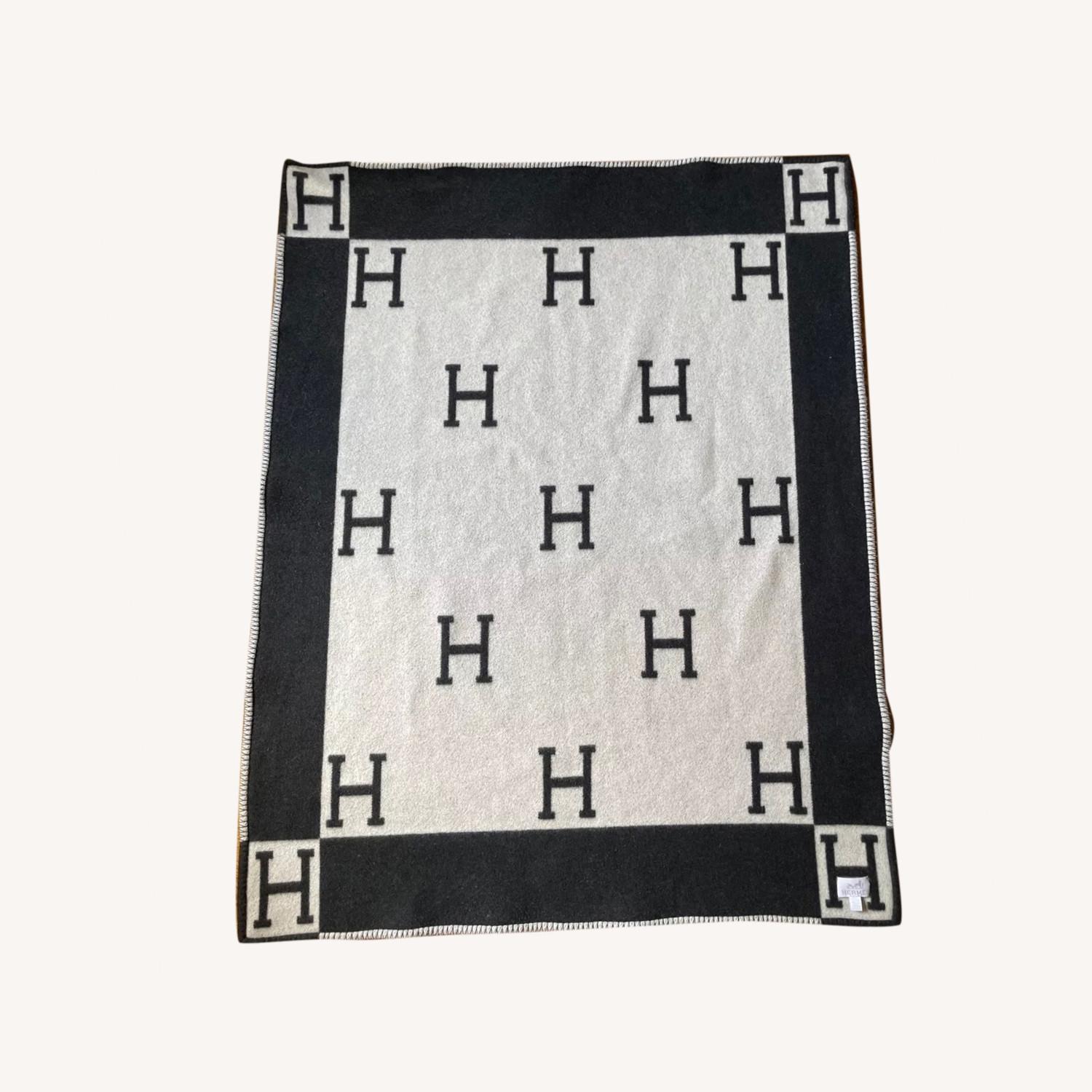 HERMES Avalon Throw Blanket Dark & Light Grey Wool - image-0