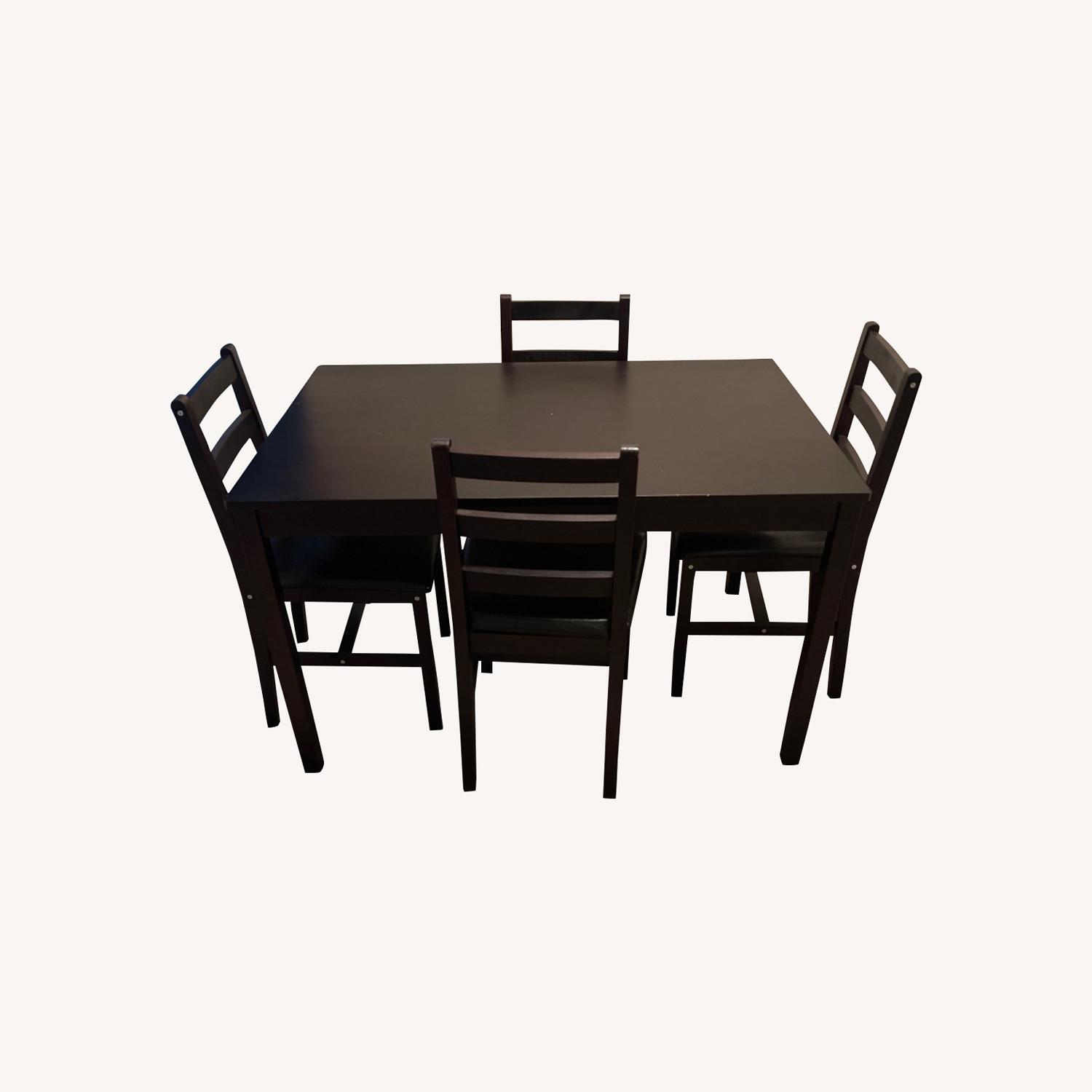 Dining Table Set 3 Chairs AptDeco