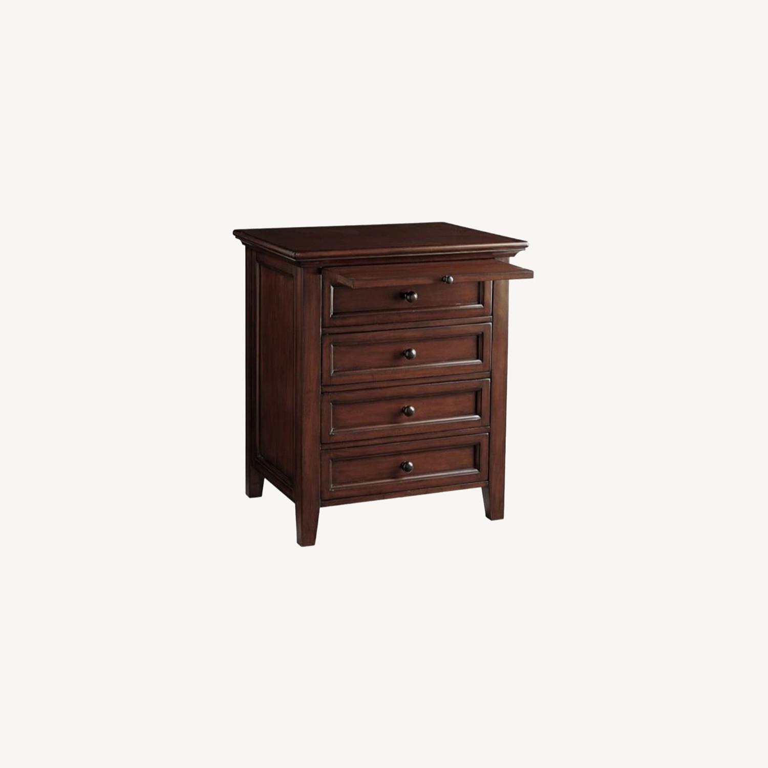 Pottery Barn Hudson 26"4Drawer Nightstand,Mahogany AptDeco