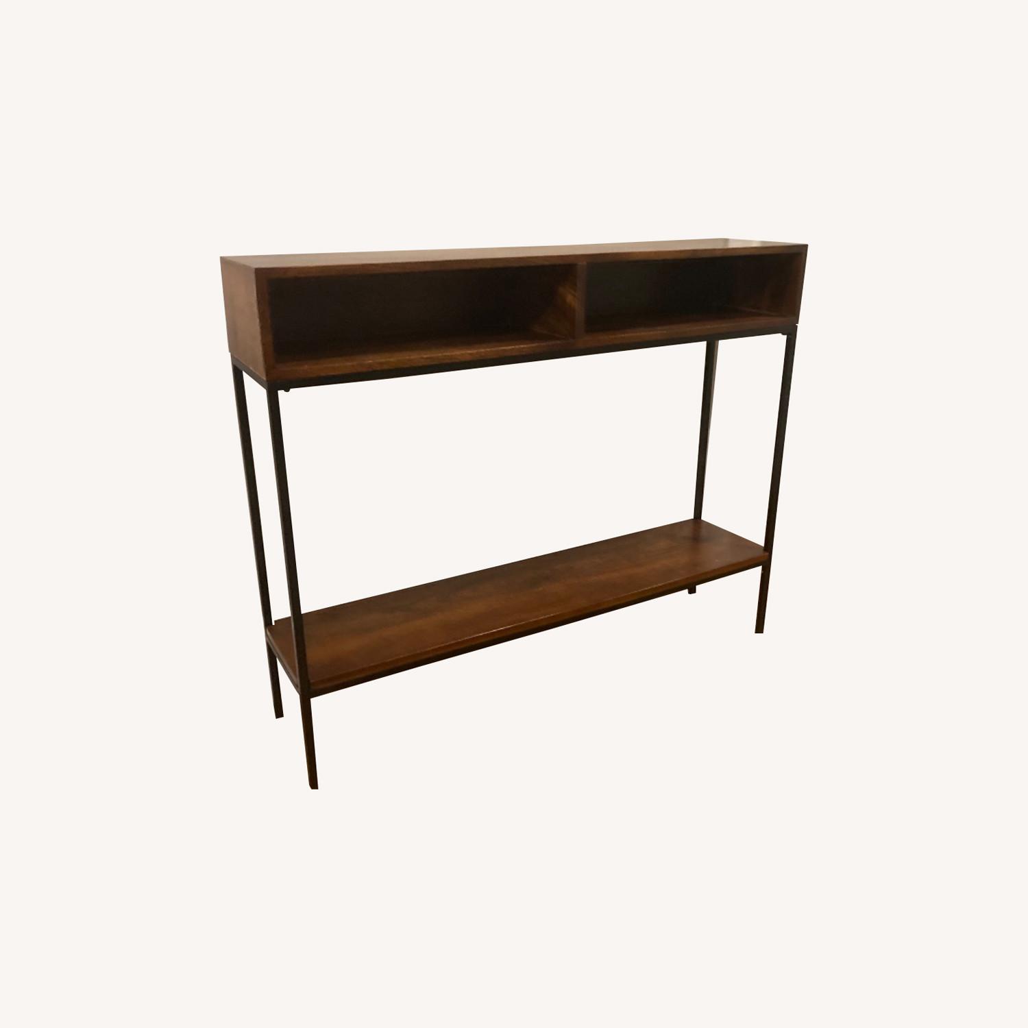 Entry Console - image-0