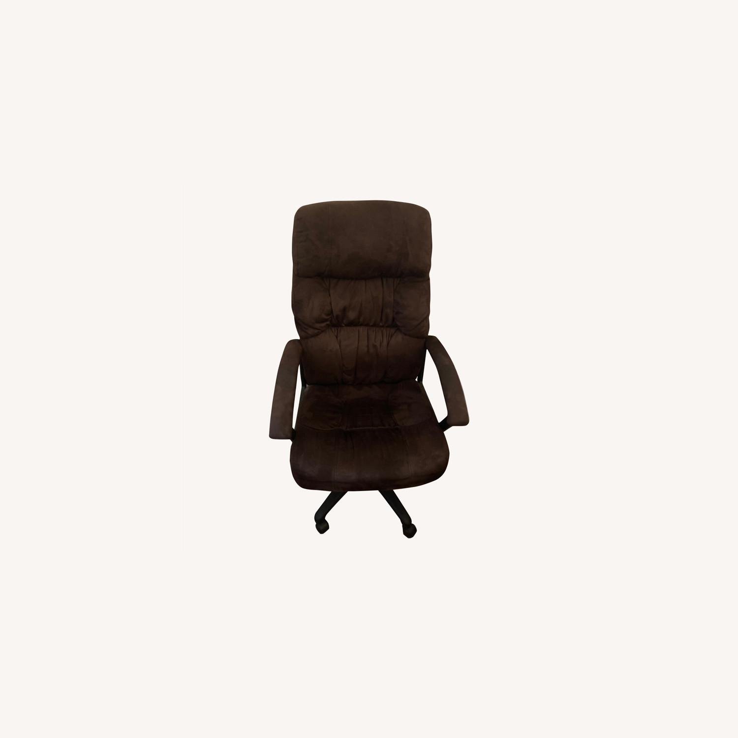 Brown Office Swivel Chair - image-0