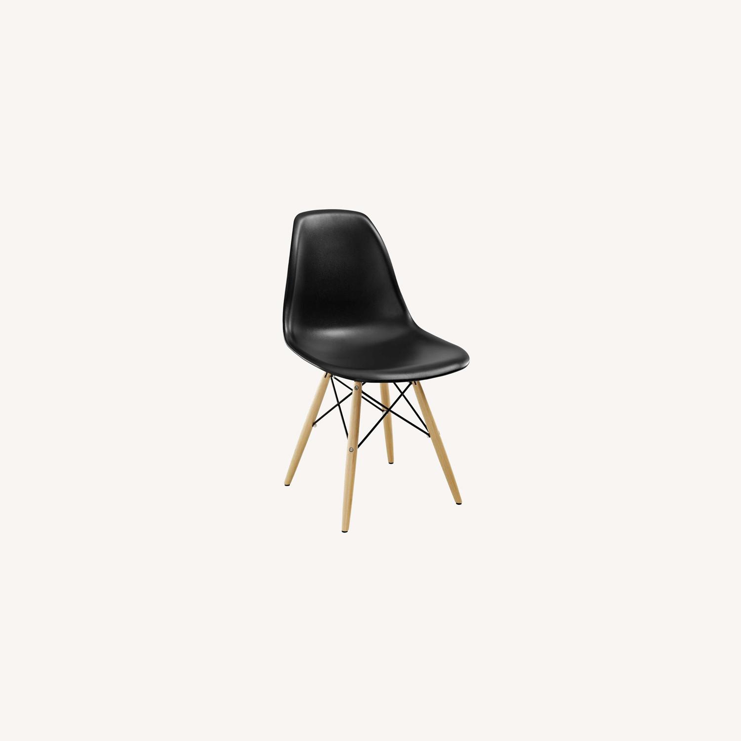 Modern Dining Chair In Black Molded Plastic Finish AptDeco