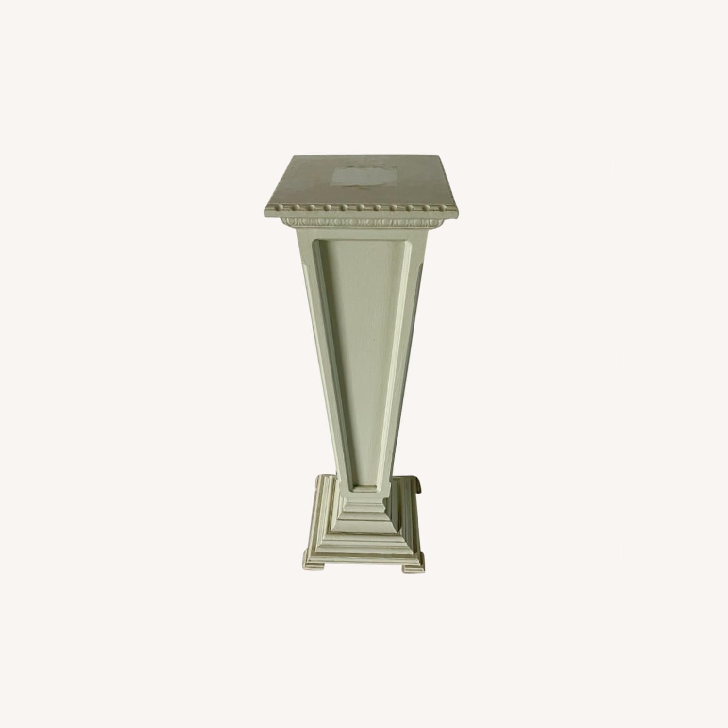 Vintage Wooden Pedestal Stand AptDeco