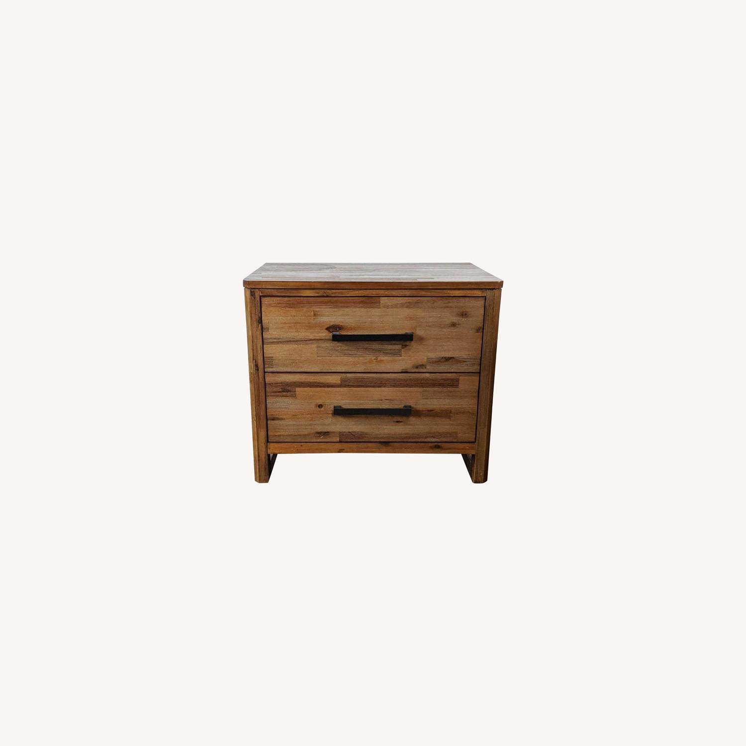 Pair of Crescent Fine Furniture WaverlyNightstands - image-0