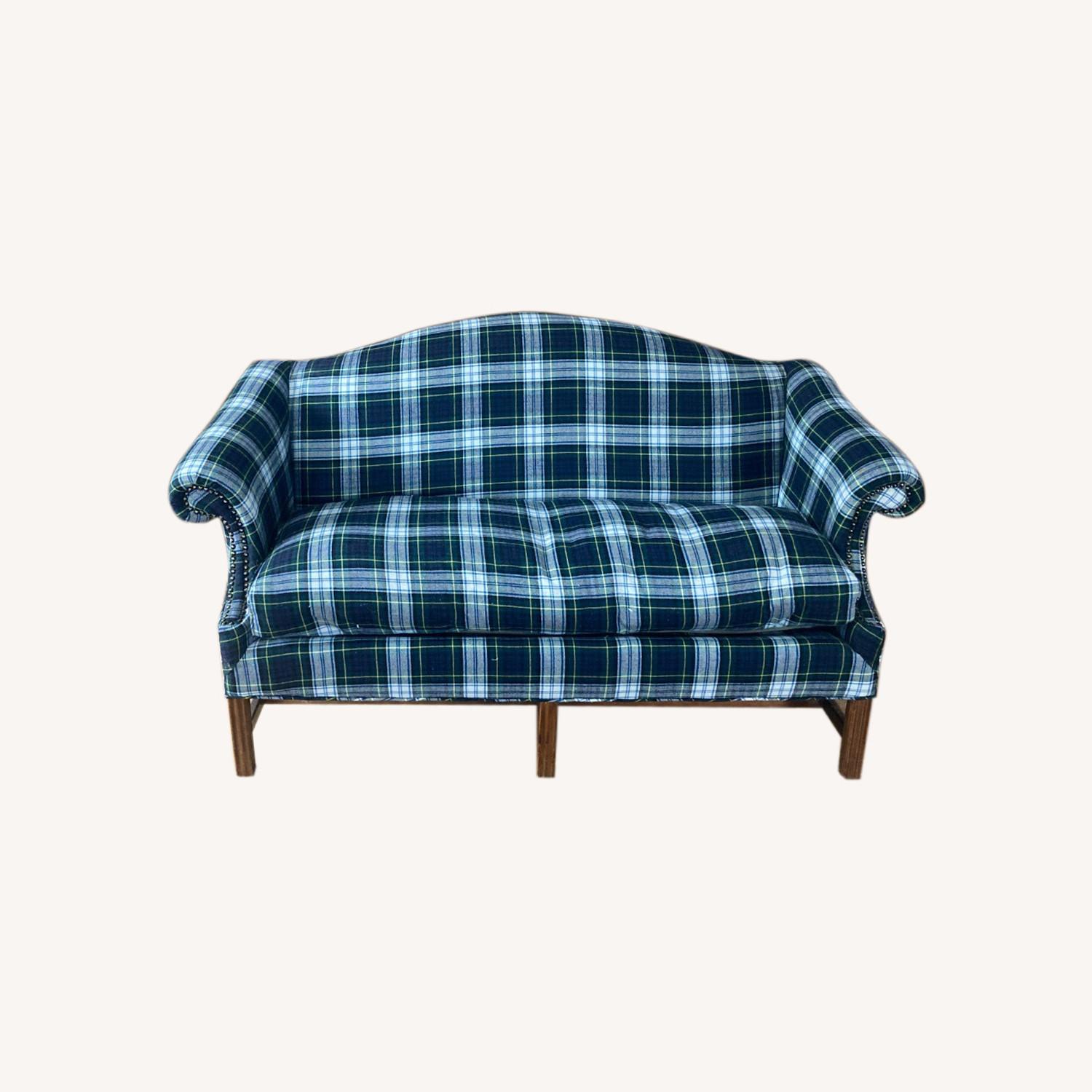1930s Antique Refurbished Settee - image-0