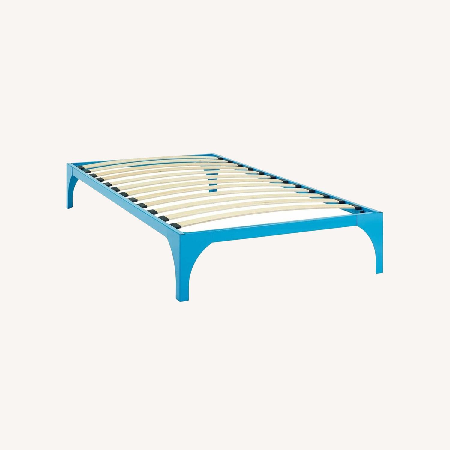 Modern Twin Bed In Light Blue Steel Frame Finish Aptdeco