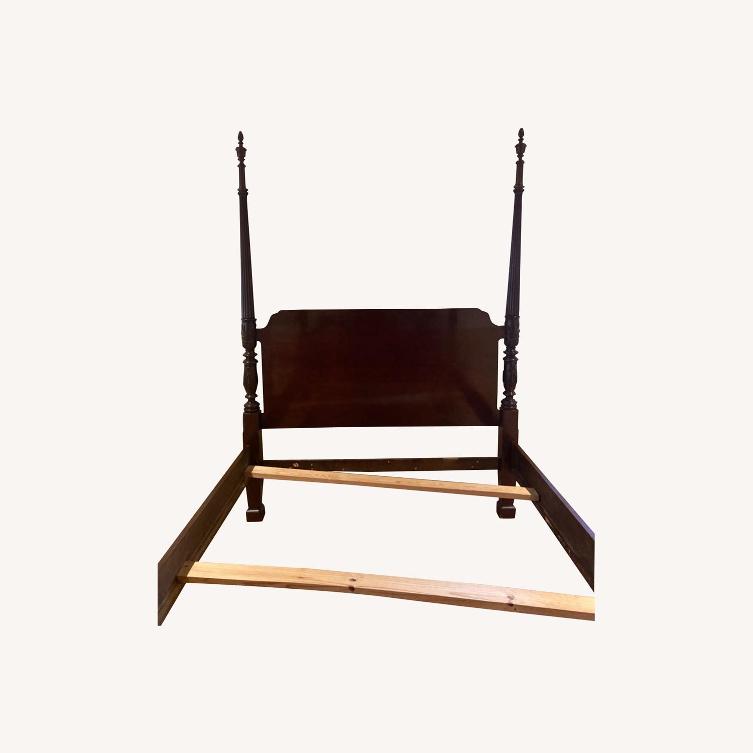 Thomasville 4 Poster Bed - image-0