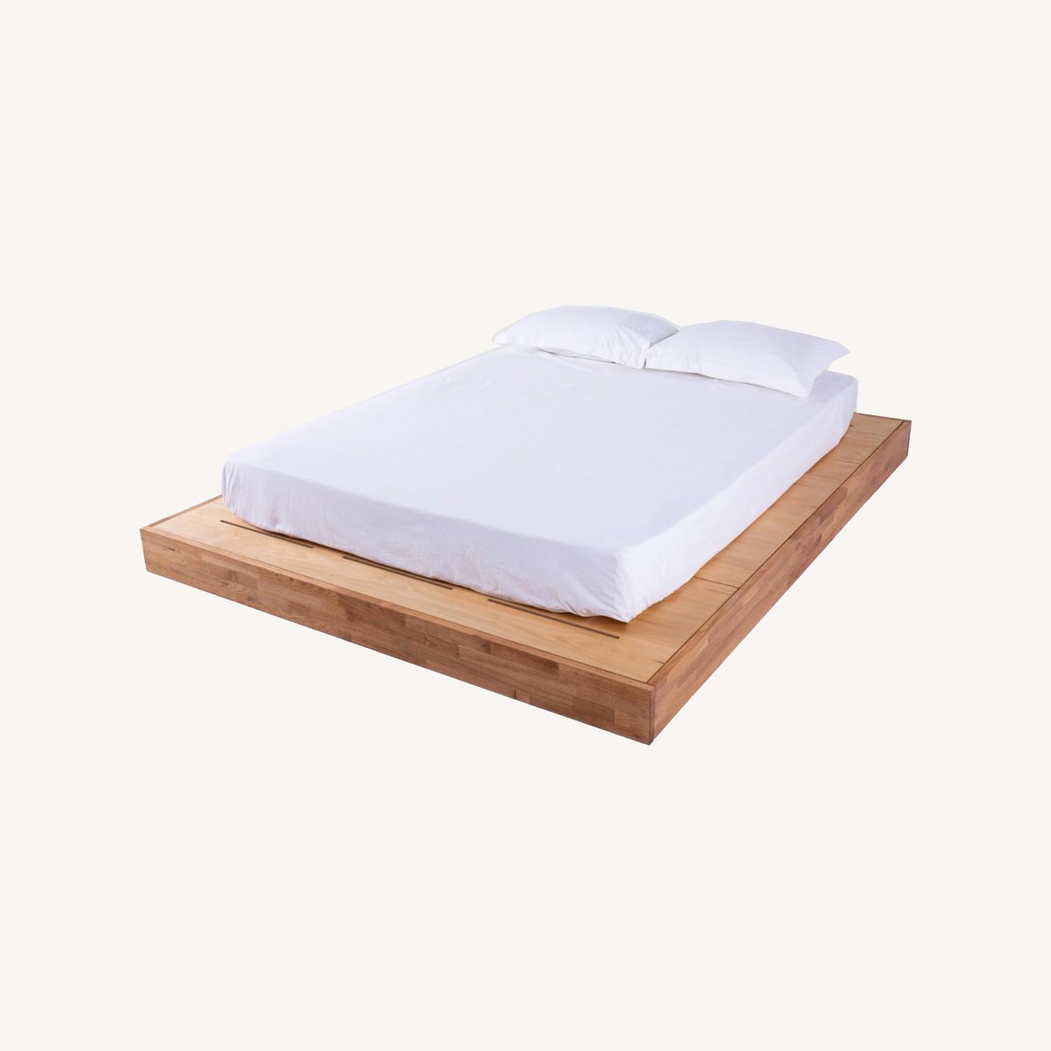 Wooden Platform Queen Bed Marsh Studio LAX Series - image-0