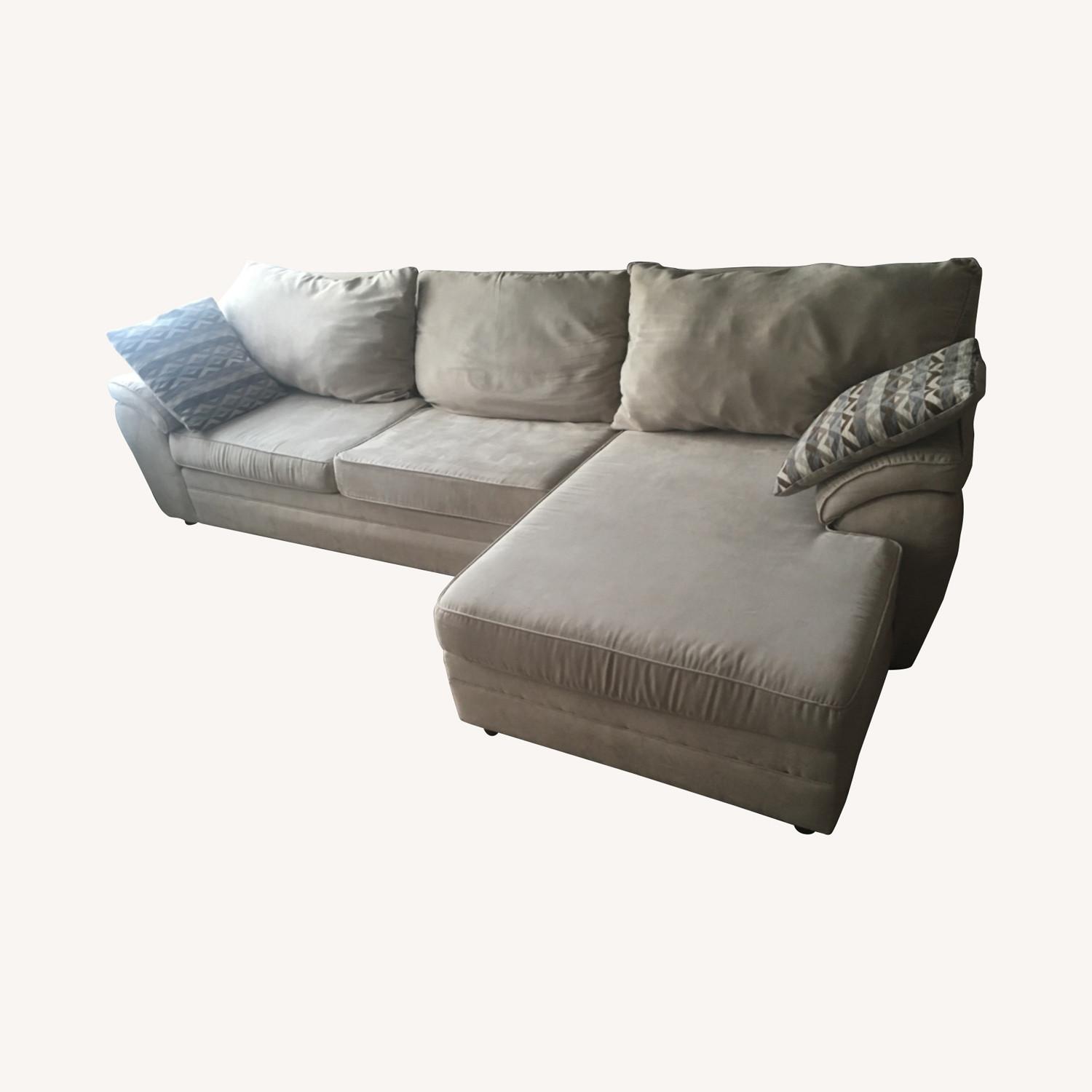 Bob's Discount Furniture Beige Sectional AptDeco