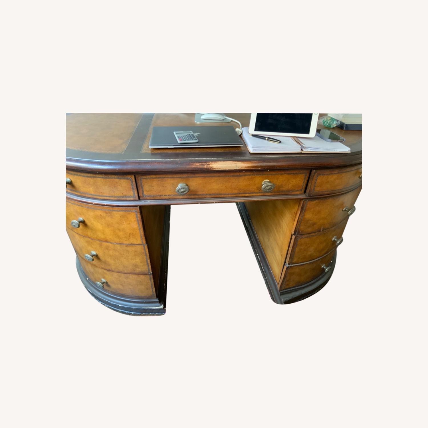 Oval Desk - image-0